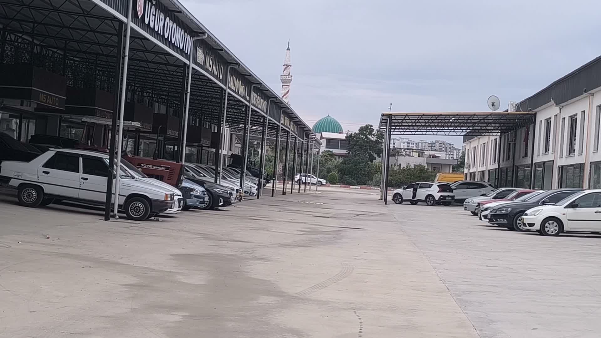 Motorin zamları araç ve traktör satışlarını etkiledi: "Dizel aracımı, traktörümü satacağım alan yok"