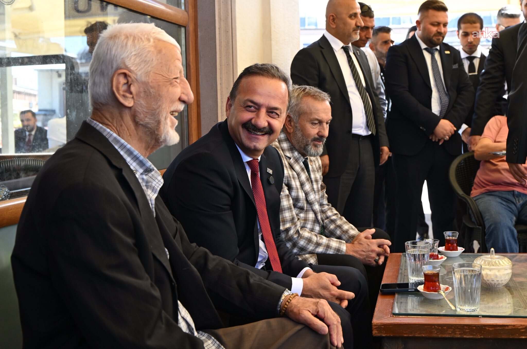 Yavuz Ağıralioğlu Kırıkkale'de vatandaşlarla buluştu: Umudu da Türkiye’yi de birlikte büyüteceğiz