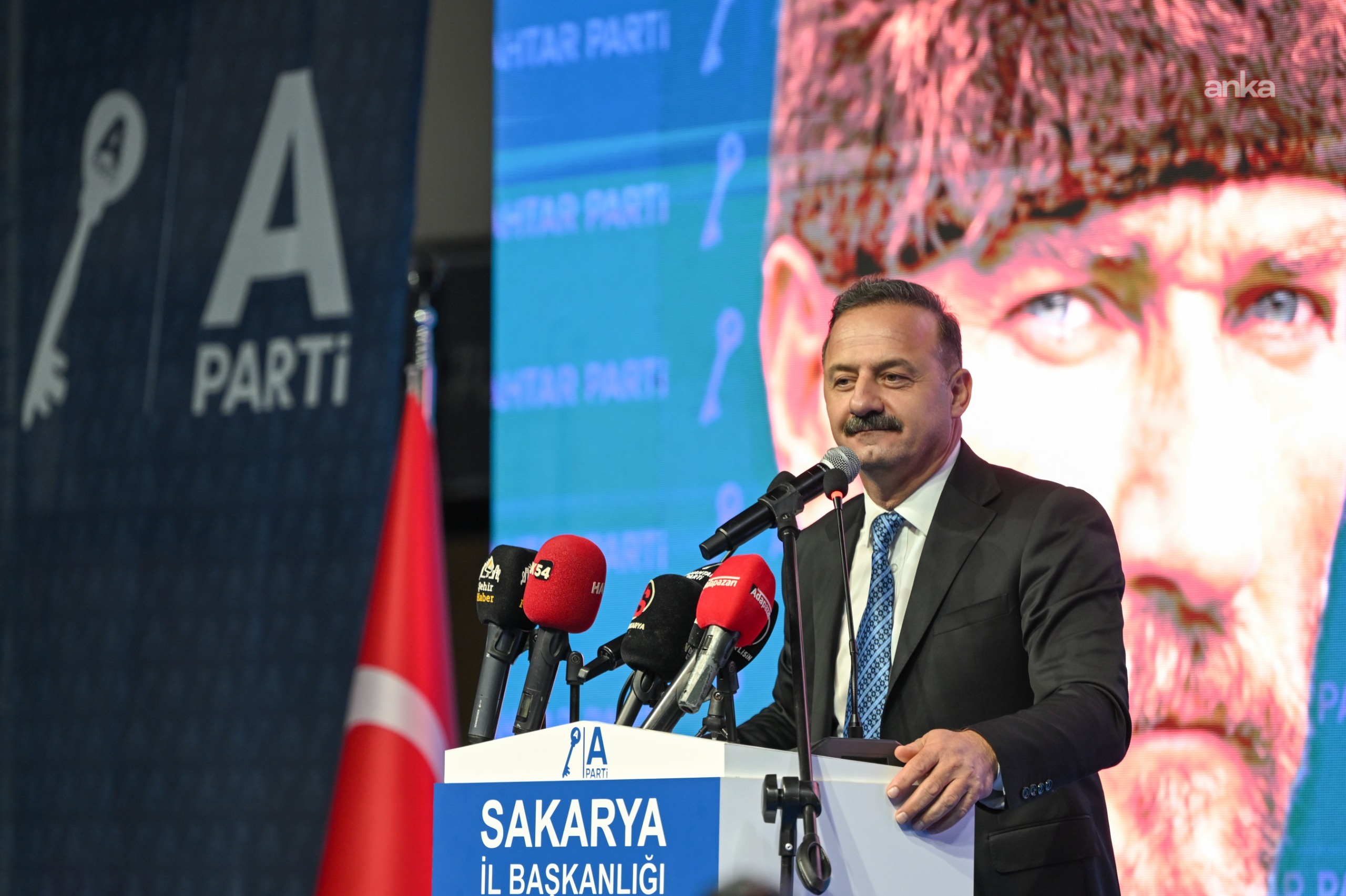 Yavuz Ağıralioğlu: Biz hiç kimsenin kapısında ittifak bekliyor değiliz