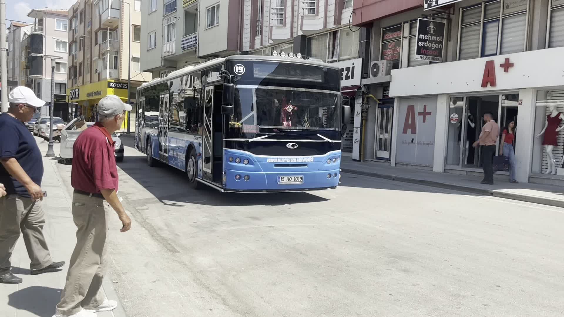 Burdur’da toplu taşımaya zam: İndi-bindi 50 liraya yükseldi