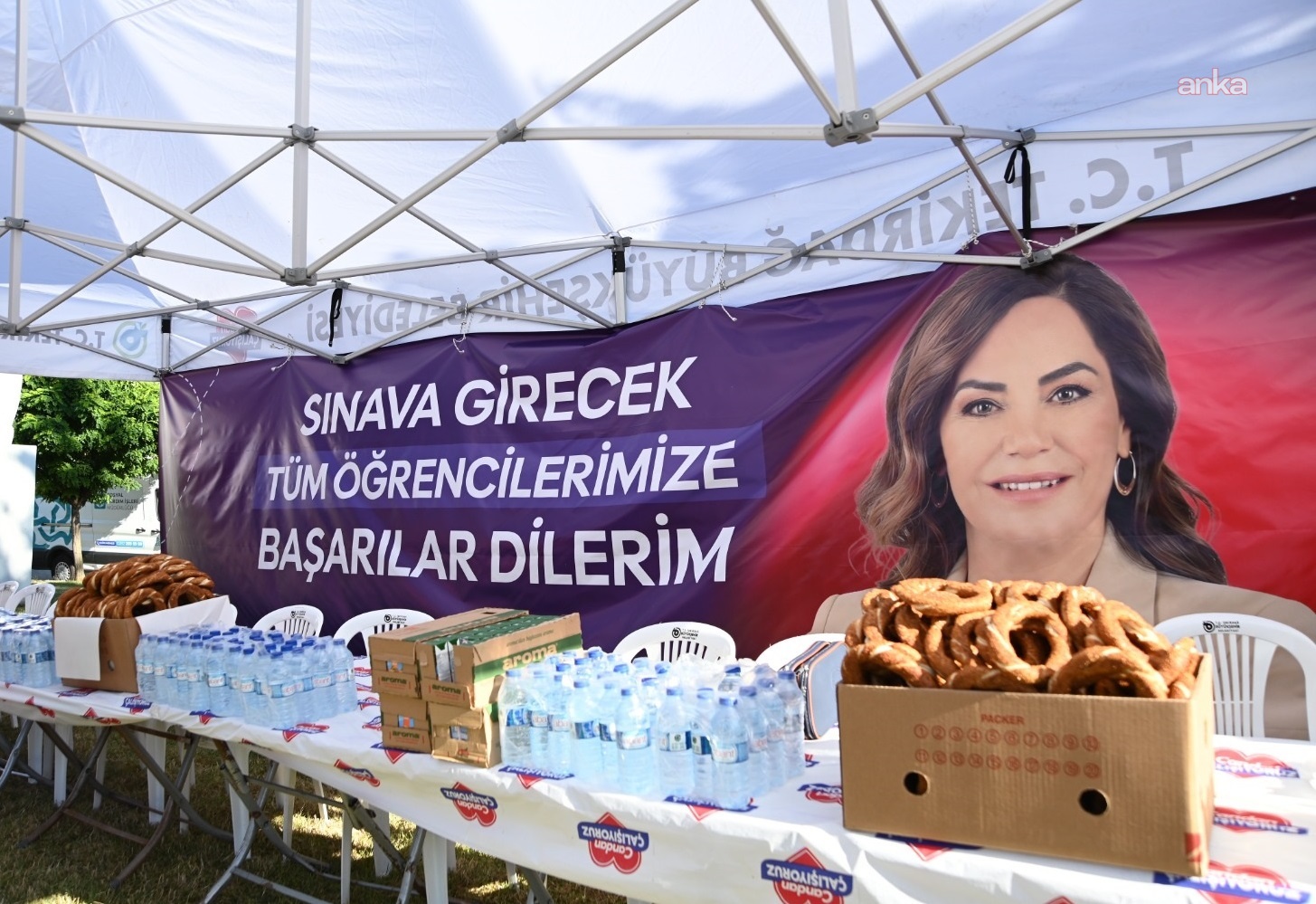 Tekirdağ Büyükşehir Belediyesi, YKS'ye giren öğrencileri ve ailelerini yalnız bırakmadı