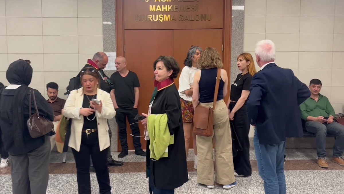Gazeteci Ercüment Akdeniz’e “örgüt üyeliği” suçlamasından beraat