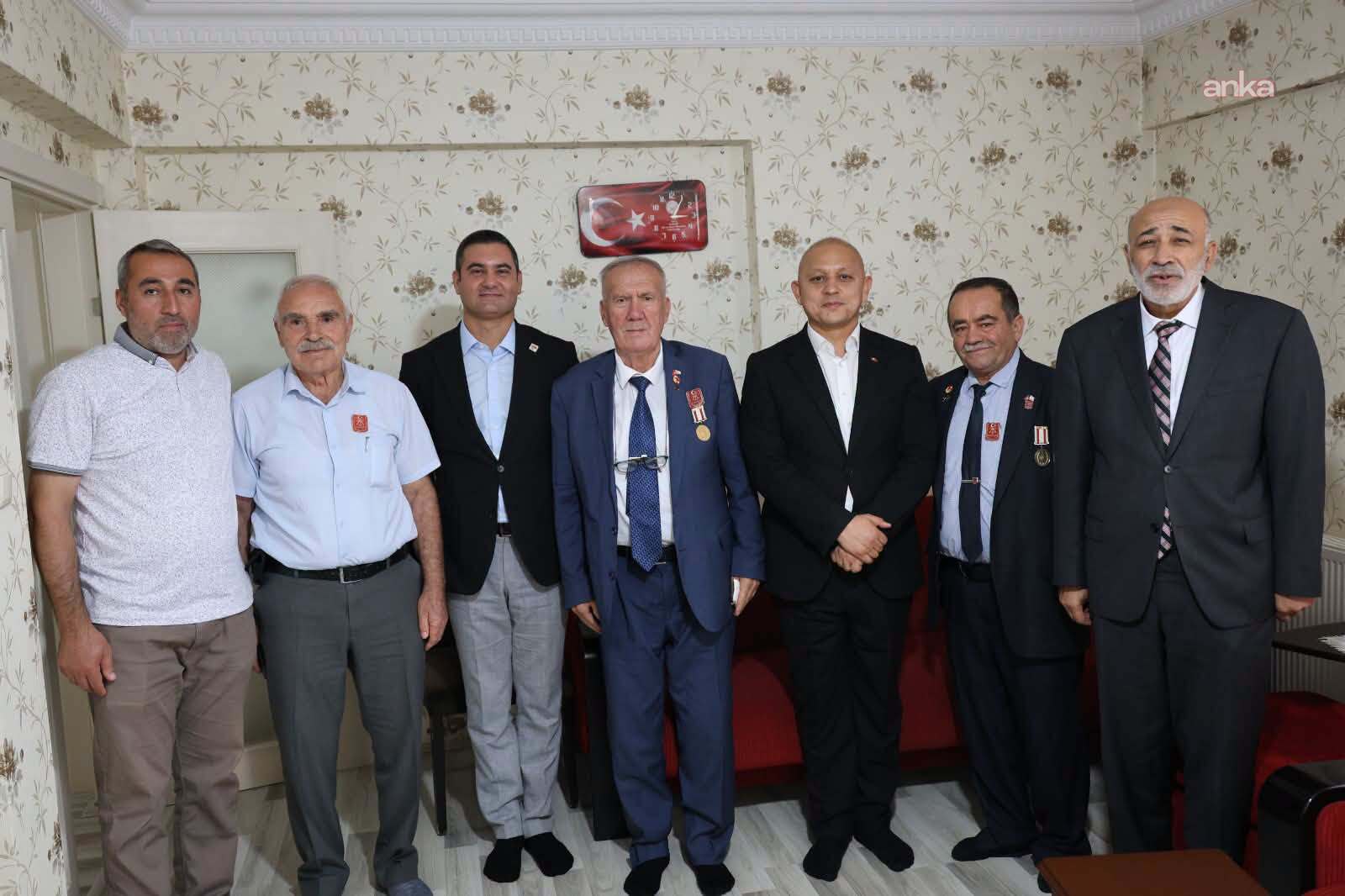 Kırıkkale Belediye Başkanı Önal’dan Kıbrıs gazisi Yumuş’a ziyaret