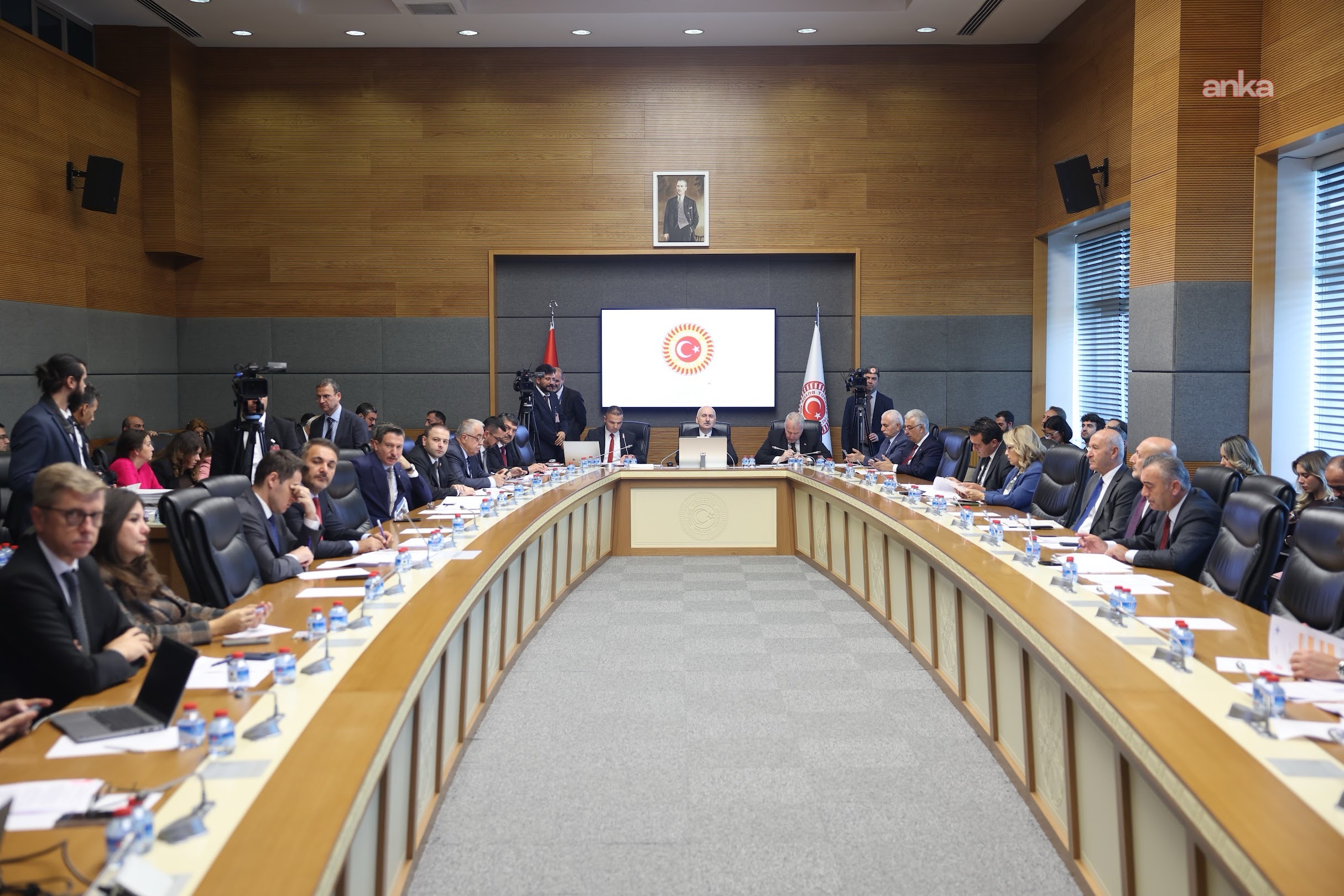 Yabancı Dijital Konaklama Platformları Kanun Teklifi, TBMM Bayırdırlık, İmar, Ulaştırma ve Turizm Komisyonu'nda kabul edildi