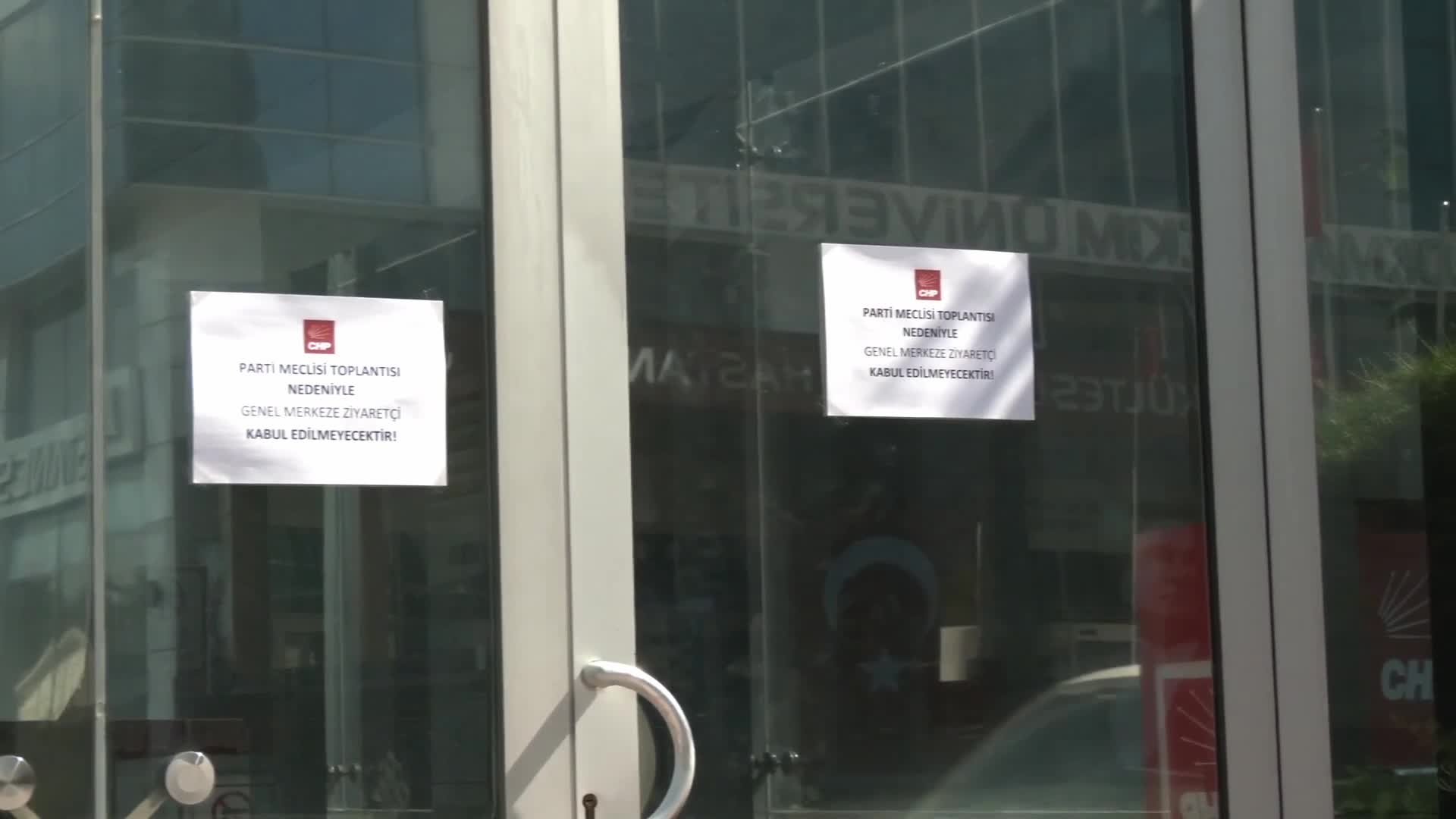 CHP Genel Merkezi'ne ziyaretçi yasağı