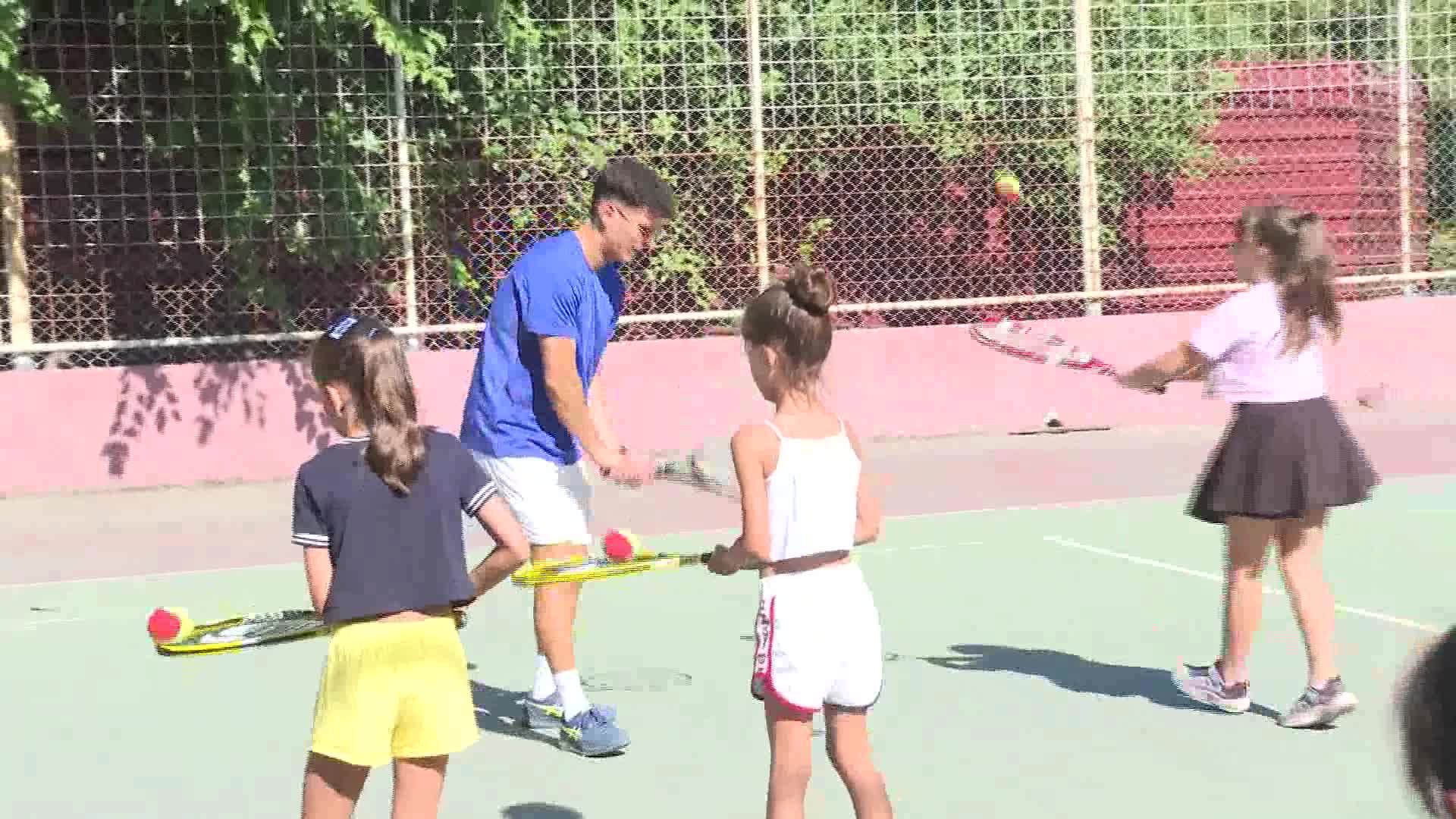 İzmir Büyükşehir Belediyesi’nin yaz spor okulları için geri sayım başladı