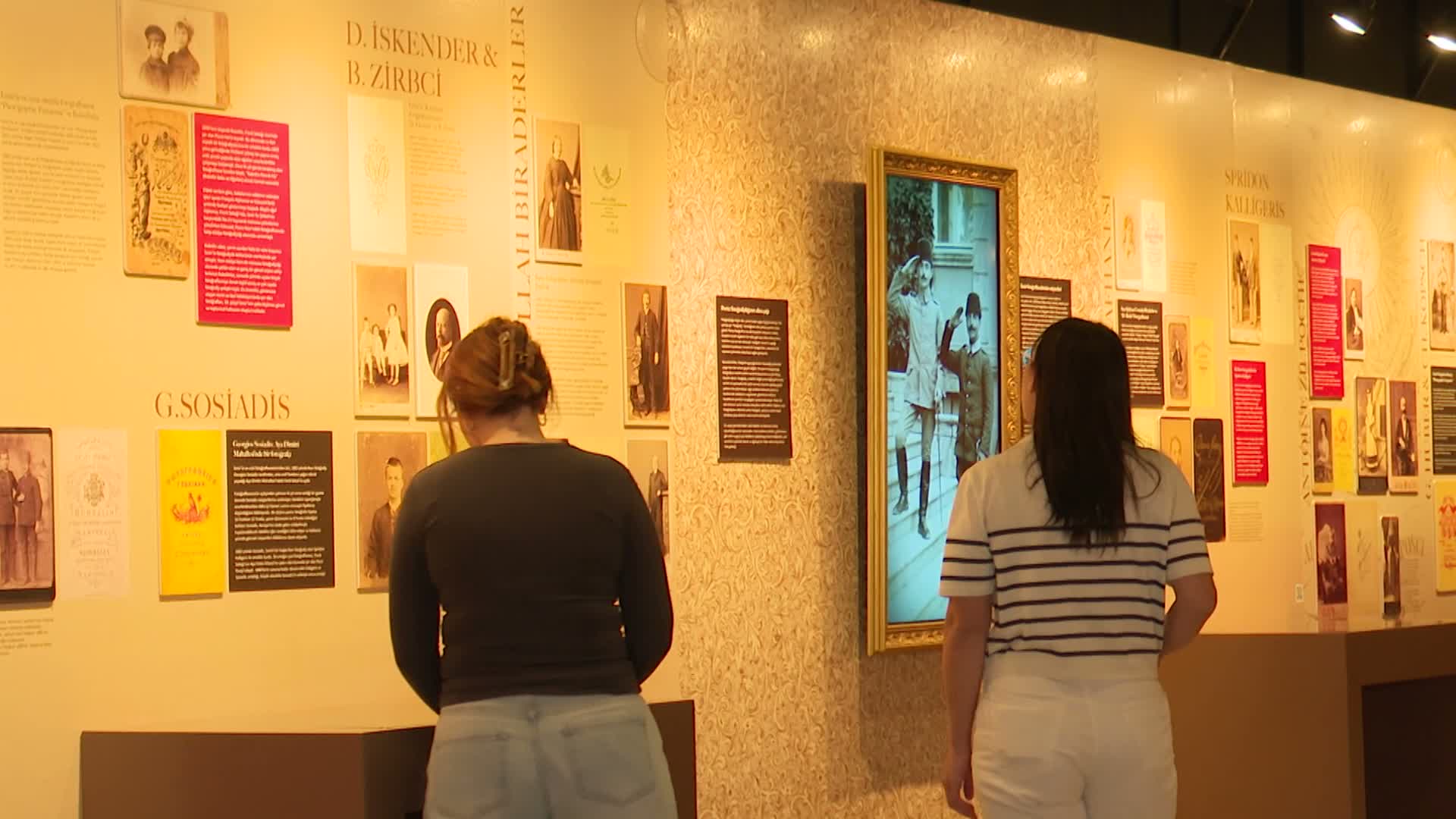 Fotoğrafın 200. yılında İzmir’in görsel hafızası kitapla buluştu
