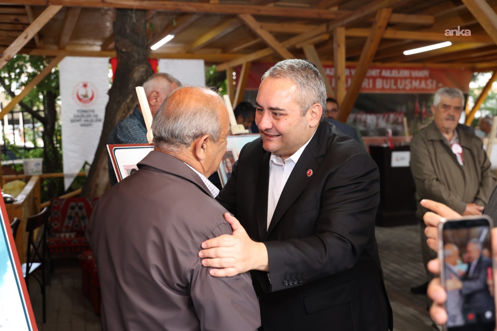 Keçiören Belediye Başkanı Özarslan, şehit babaları ve gazilerle bir araya geldi