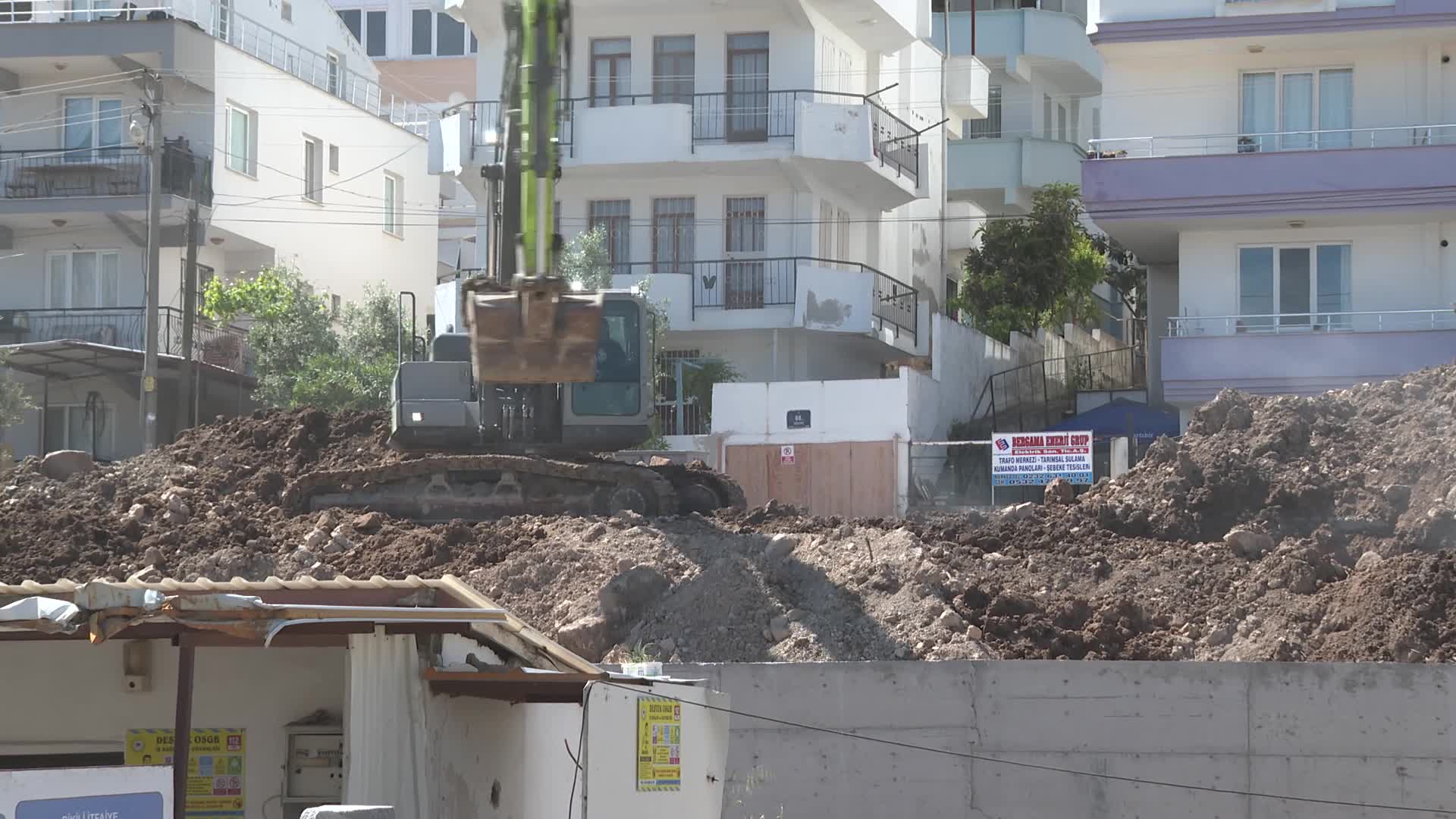 Dikili’nin yeni itfaiye binası hızla tamamlanıyor