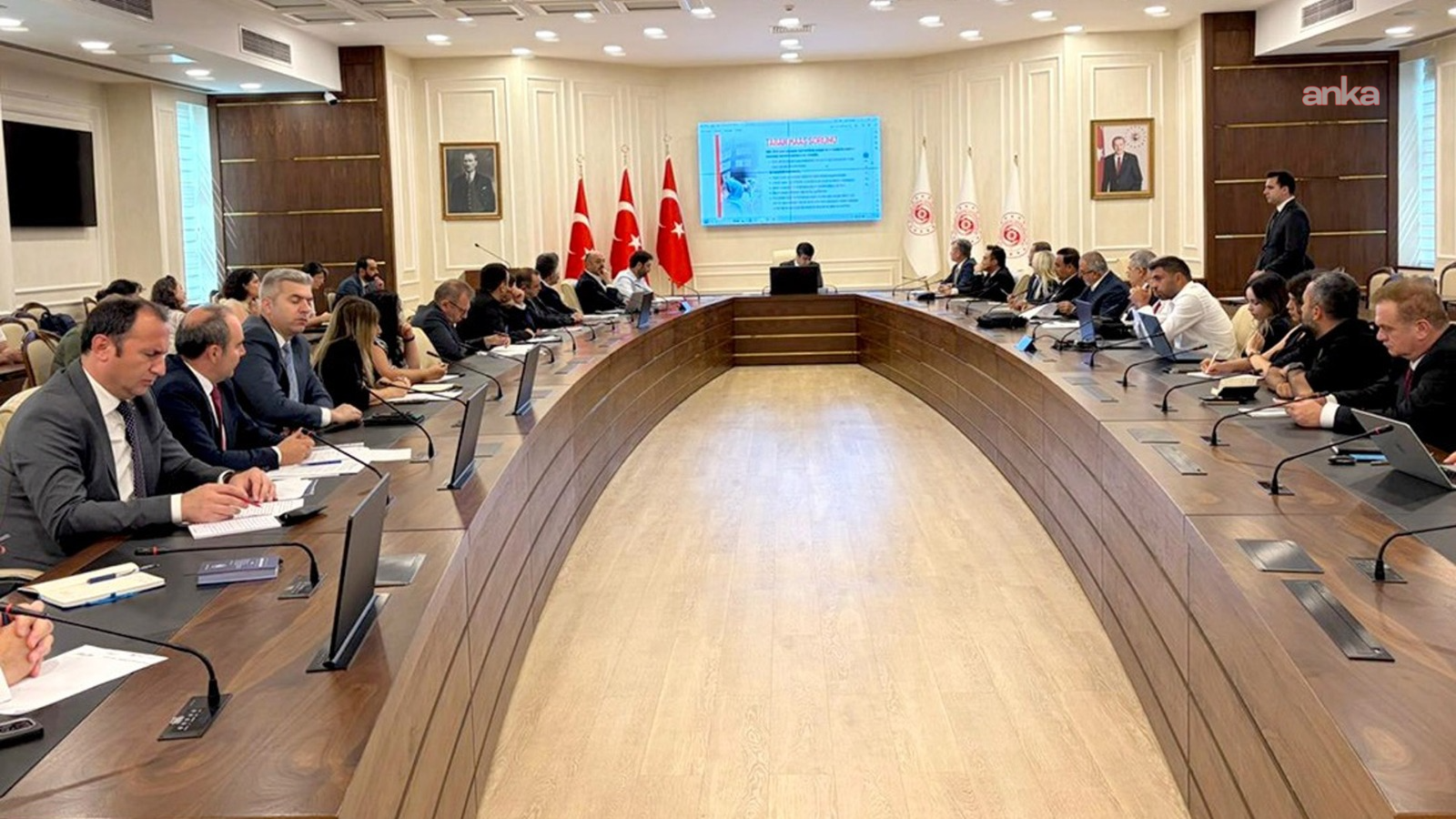 Eğitim-İş'ten, Çalışma ve Sosyal Güvenlik Bakanlığı'nda yapılan toplantıya ilişkin açıklama