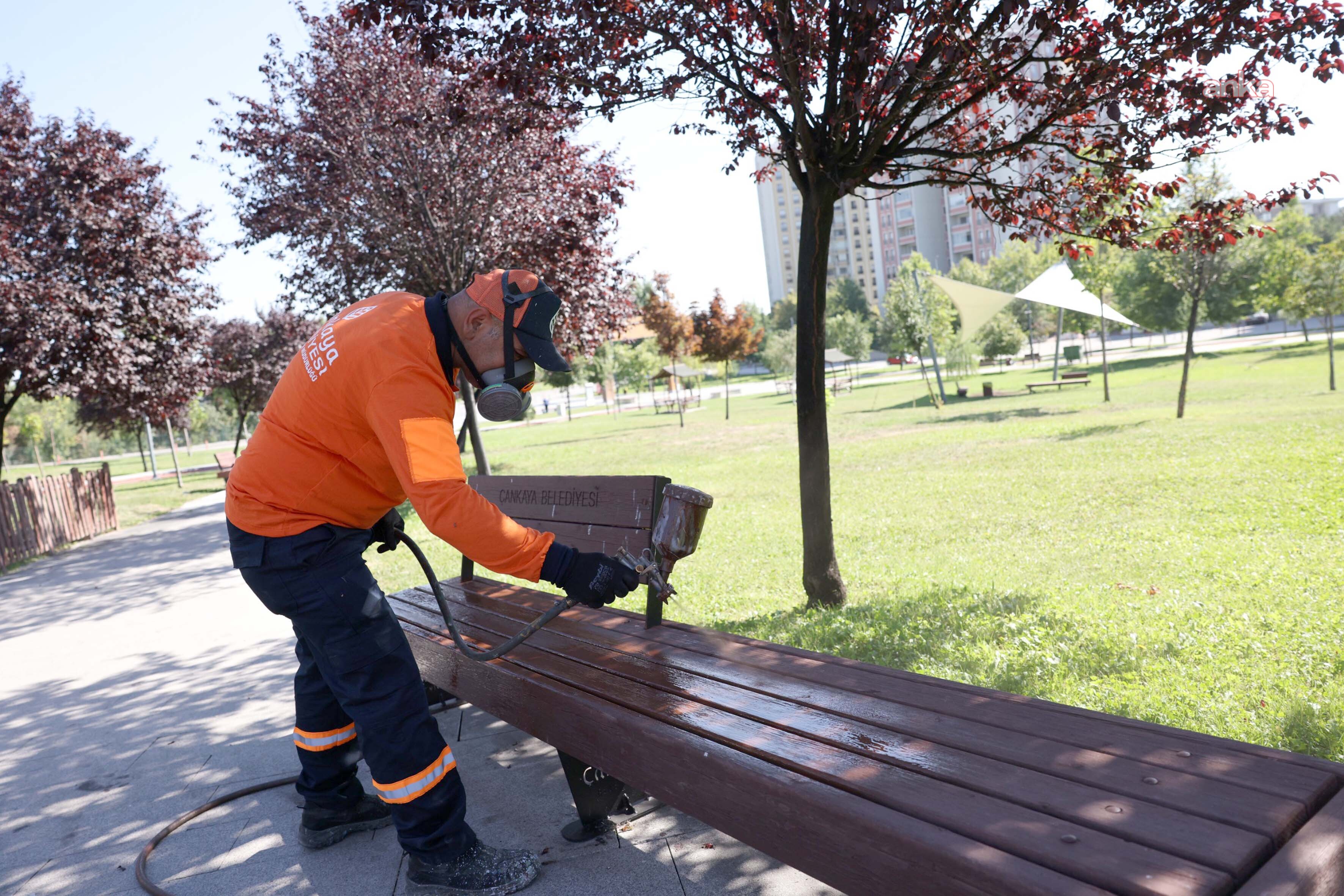 Çankaya Belediyesi'nden parklarda bakım ve onarım çalışması