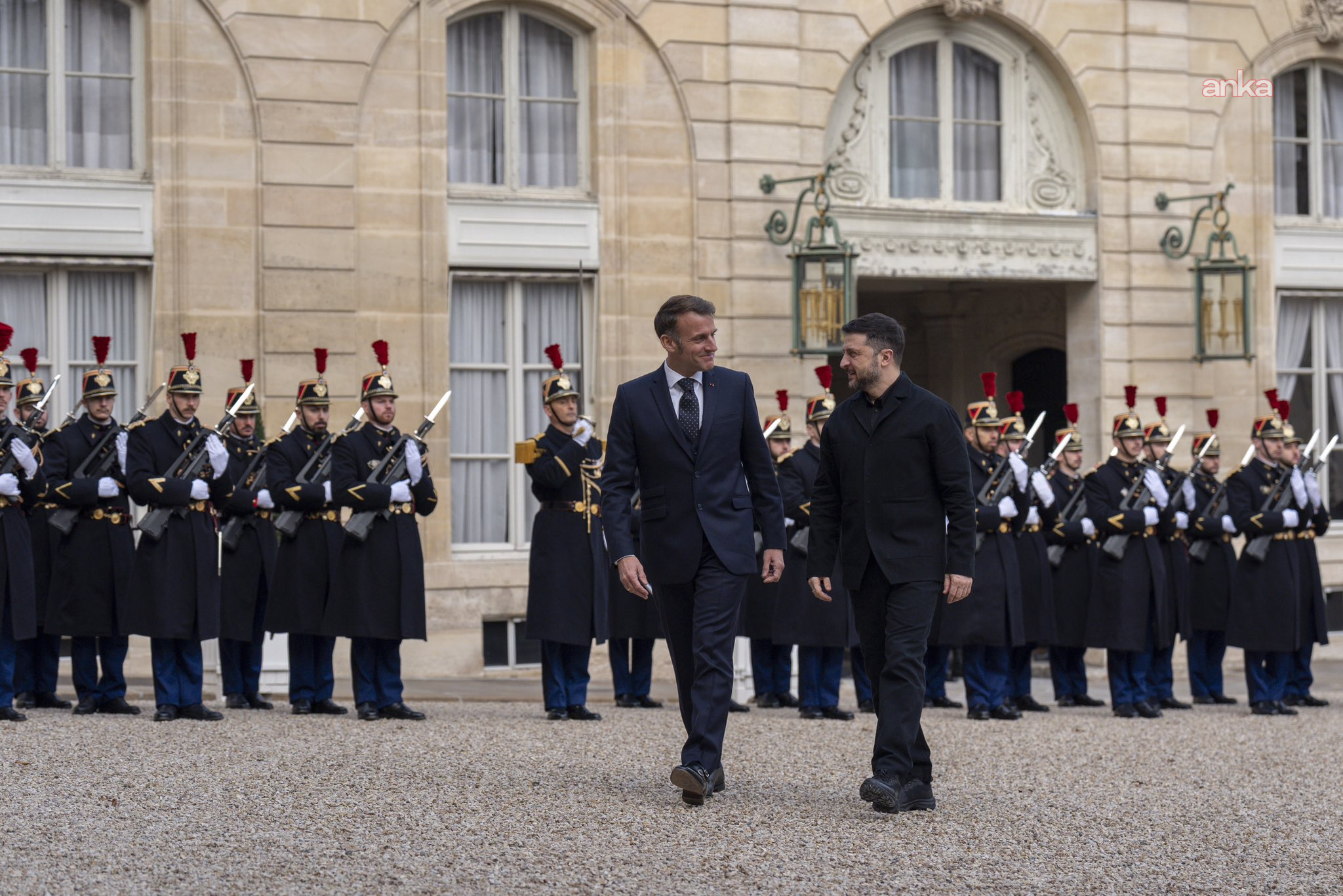 Fransa Cumhurbaşkanı Macron: "Zaman Rusya’nın aleyhine işliyor"