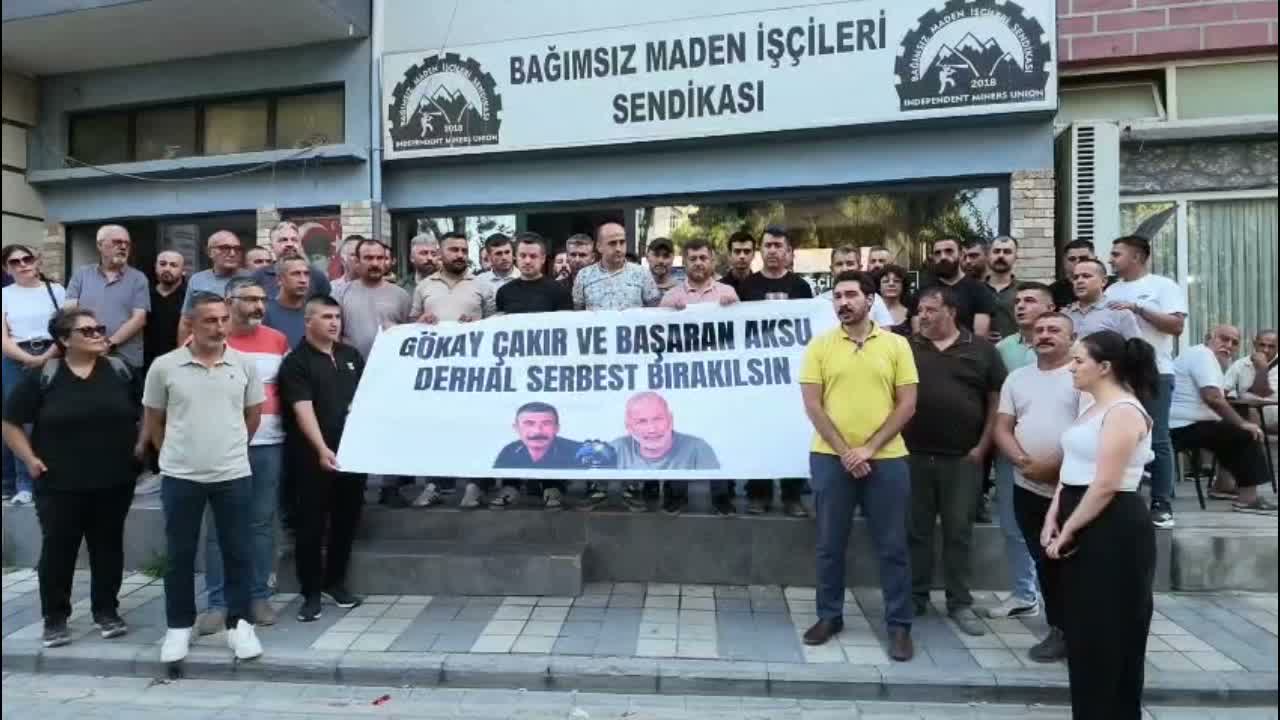 Manisa’da Bağımsız Maden-İş önünde tahliye sevinci: “Mücadeleden asla geri durmayacağız”