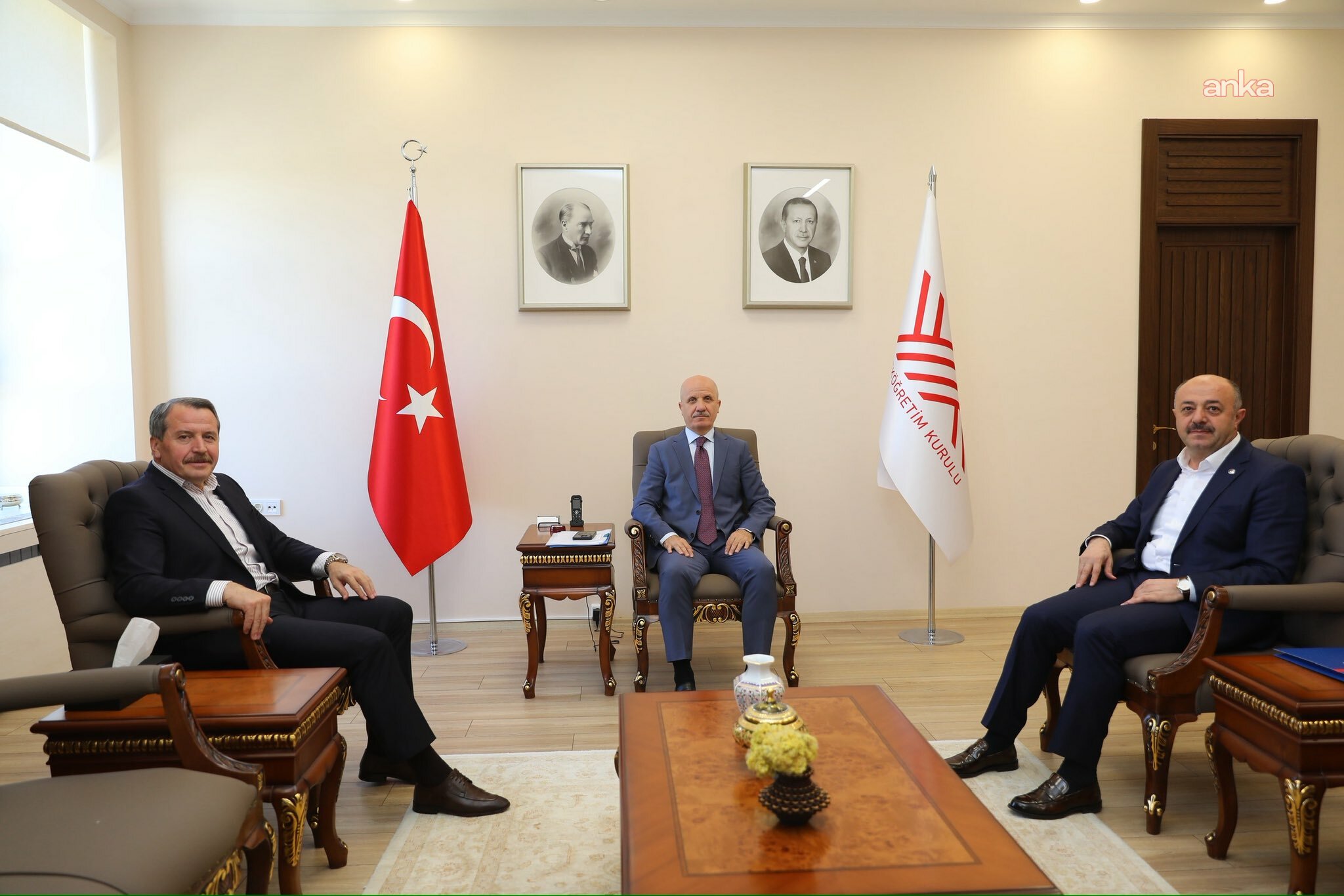 Memur-Sen Genl Başkanı Yalçın, YÖK Başkanı Özvar ile görüştü
