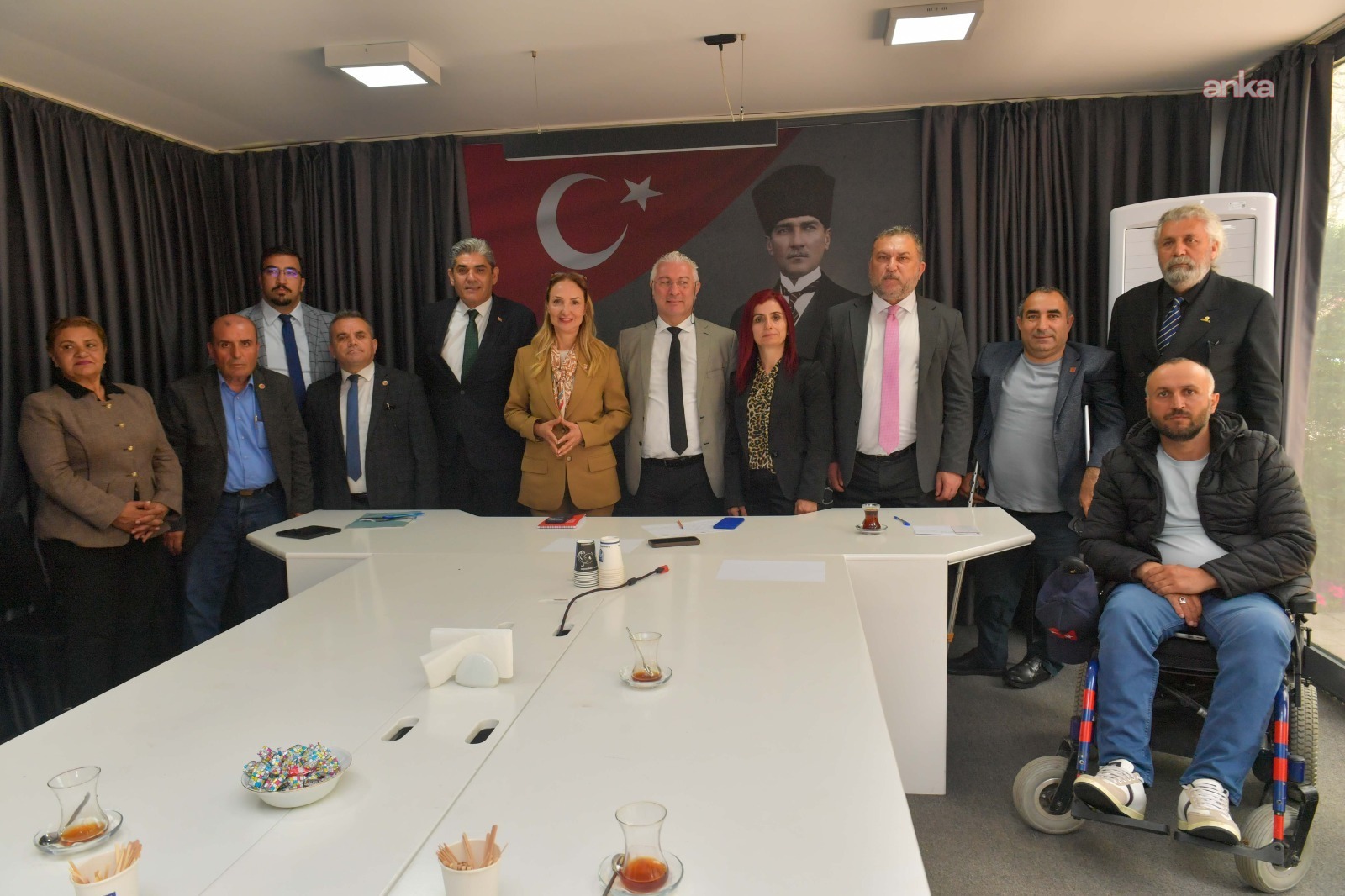 CHP’li Nazlıaka, Ankara Kent Konseyi Engelli Meclisi’ni ziyaret etti