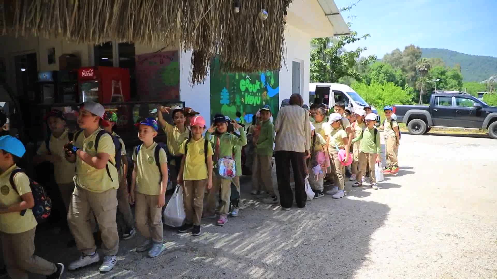 Marmaris “Çamlı Çocuk Köyü” doğal yaşam alanları ile ziyaretçilerini bekliyor