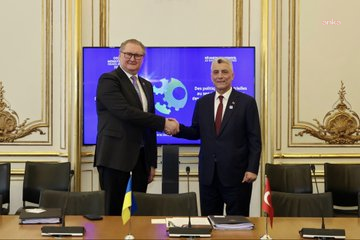 Ticaret Bakanı Bolat, OECD Bakanlar Konseyi Toplantısı'nda Ukrayna Başbakan Yardımcısı Kachka ile görüştü