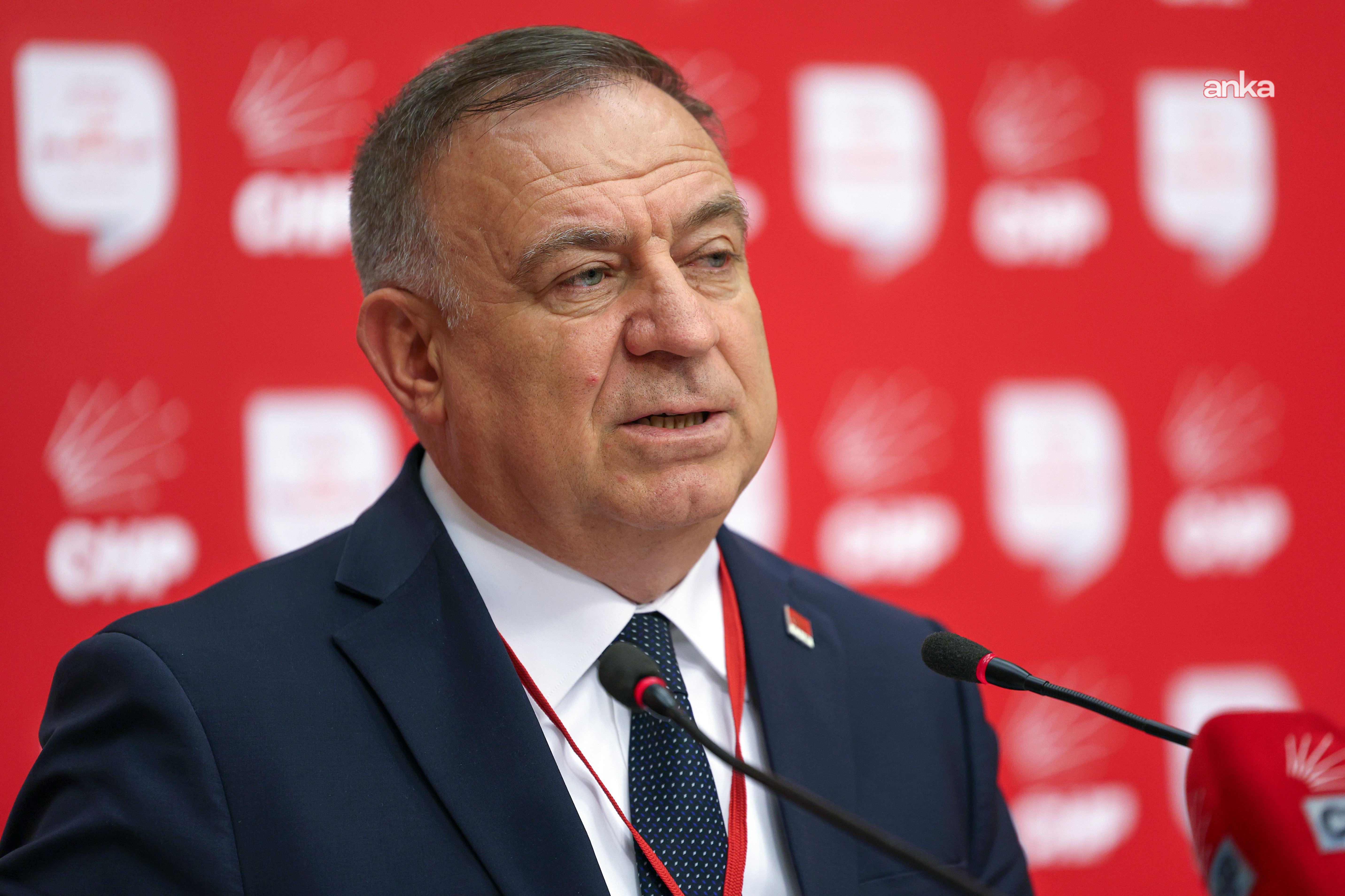 YENİ Partili Zeybek’ten İmamoğlu’nun kitabının toplatılmasına tepki: Basılmamış bir kitaptan bu kadar çekinilir mi?