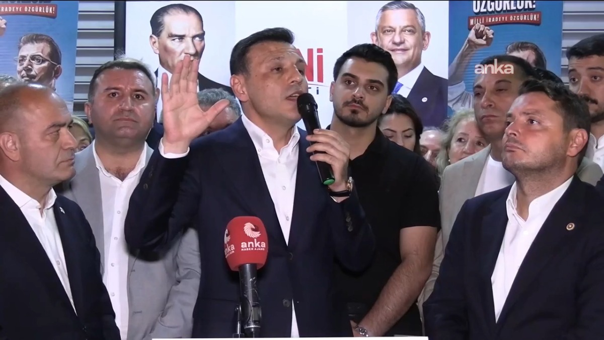 Özgür Çelik: Bu milletin önünden sandığı hiç kimse kaçıramaz