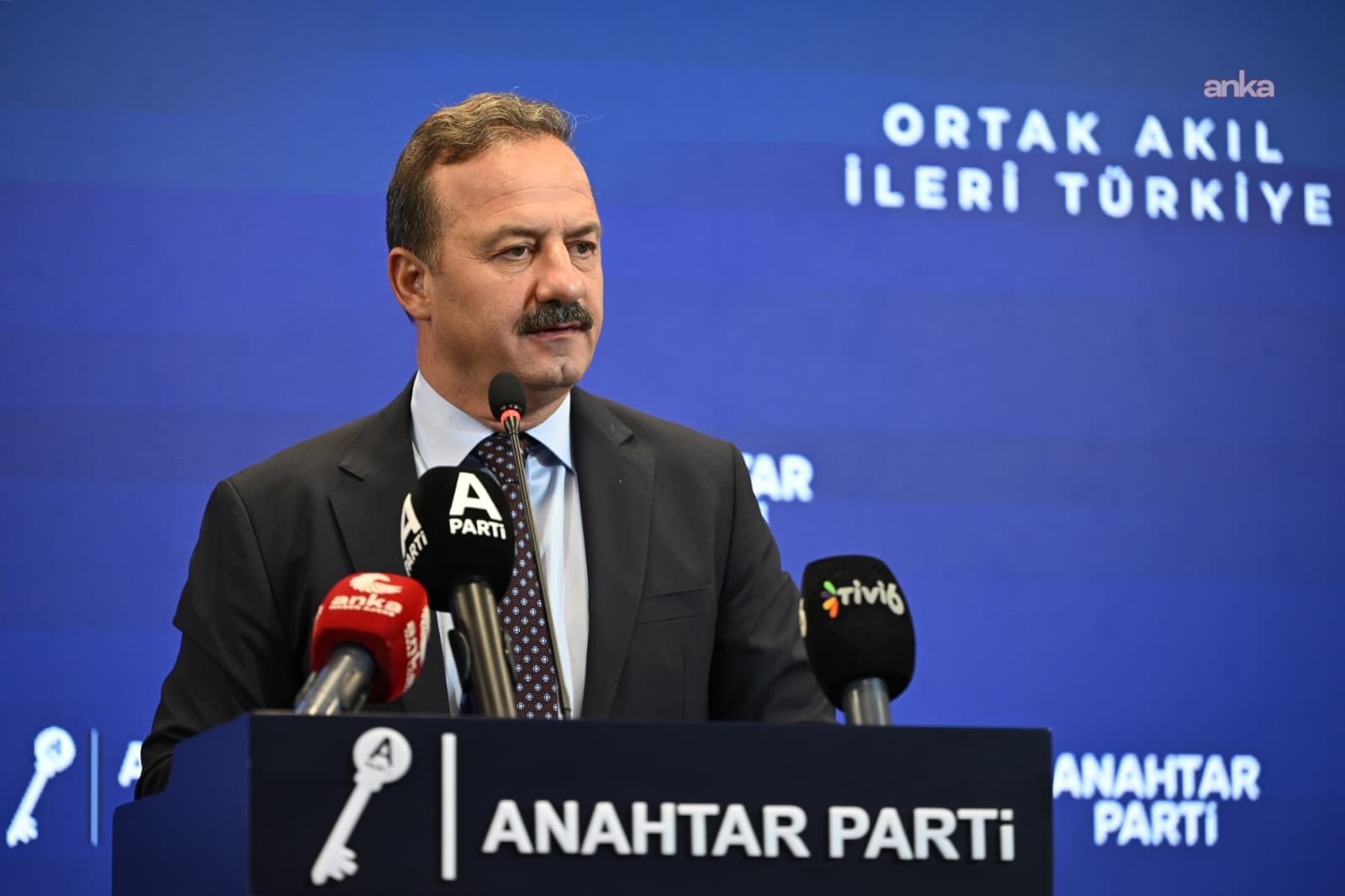 Manisa'da trafik kazası... Yavuz Ağıralioğlu'ndan başsağlığı mesajı
