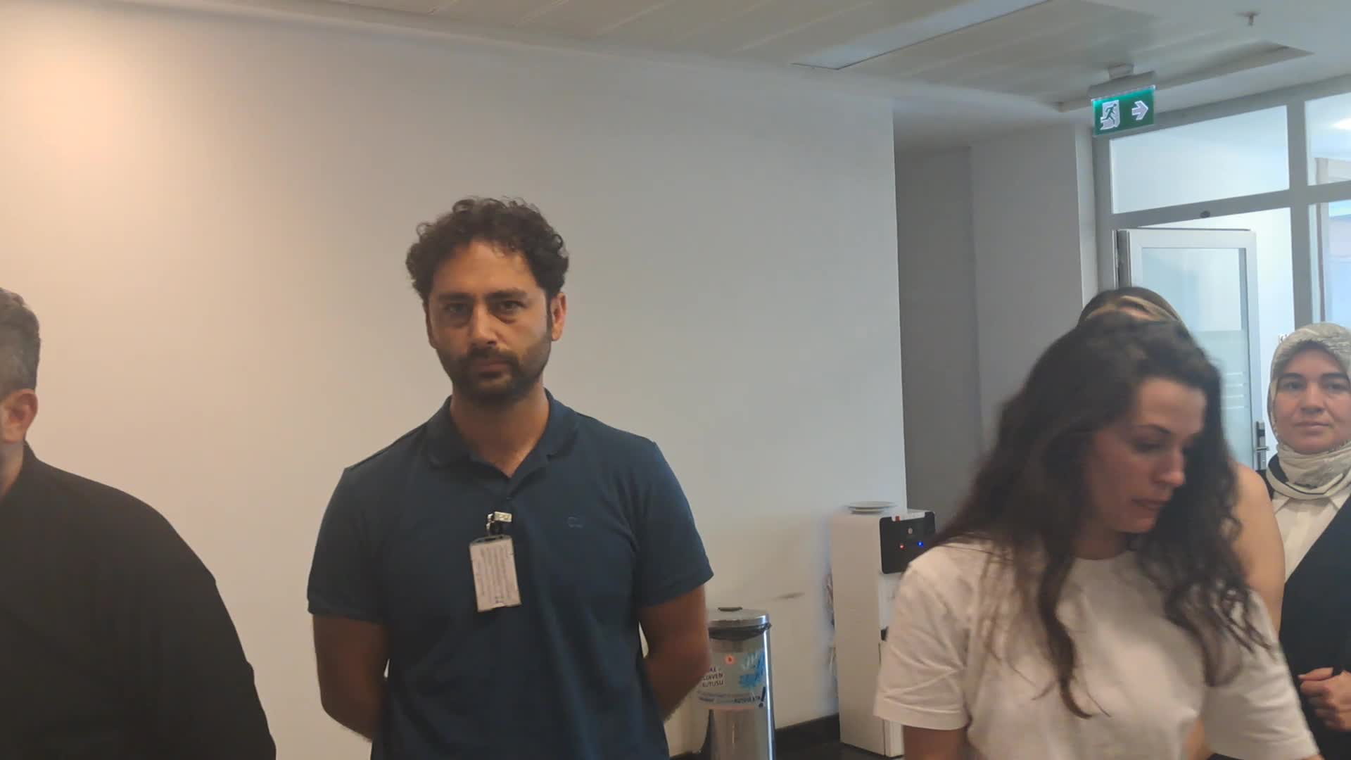 Açlık grevindeki öğretmen heyeti TBMM'de... Eren Edebali: "Yetkililer bu akşam toplantı yapacak, belirsizlik devam ediyor"