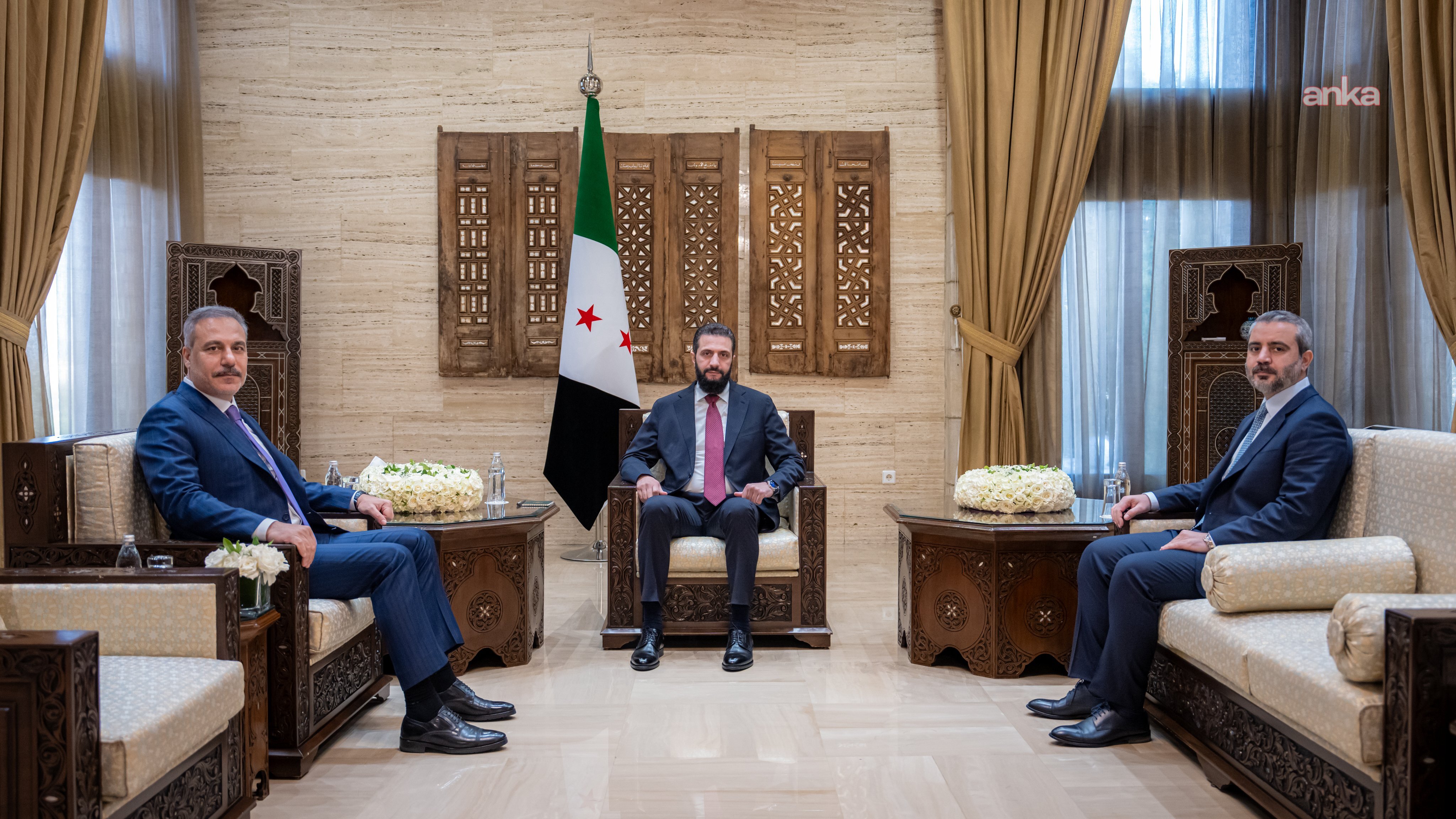 Suriye Cumhurbaşkanı Ahmed Şara, Hakan Fidan'ı Şam'da kabul etti