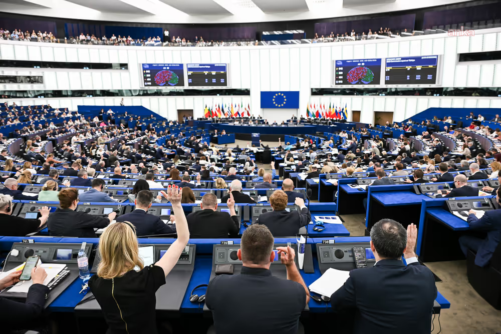 Avrupa Parlamentosu'nun Türkiye raporu..."Türkiye, demokratik reformların yetersizliği nedeniyle AB fırsatını kaçırıyor"