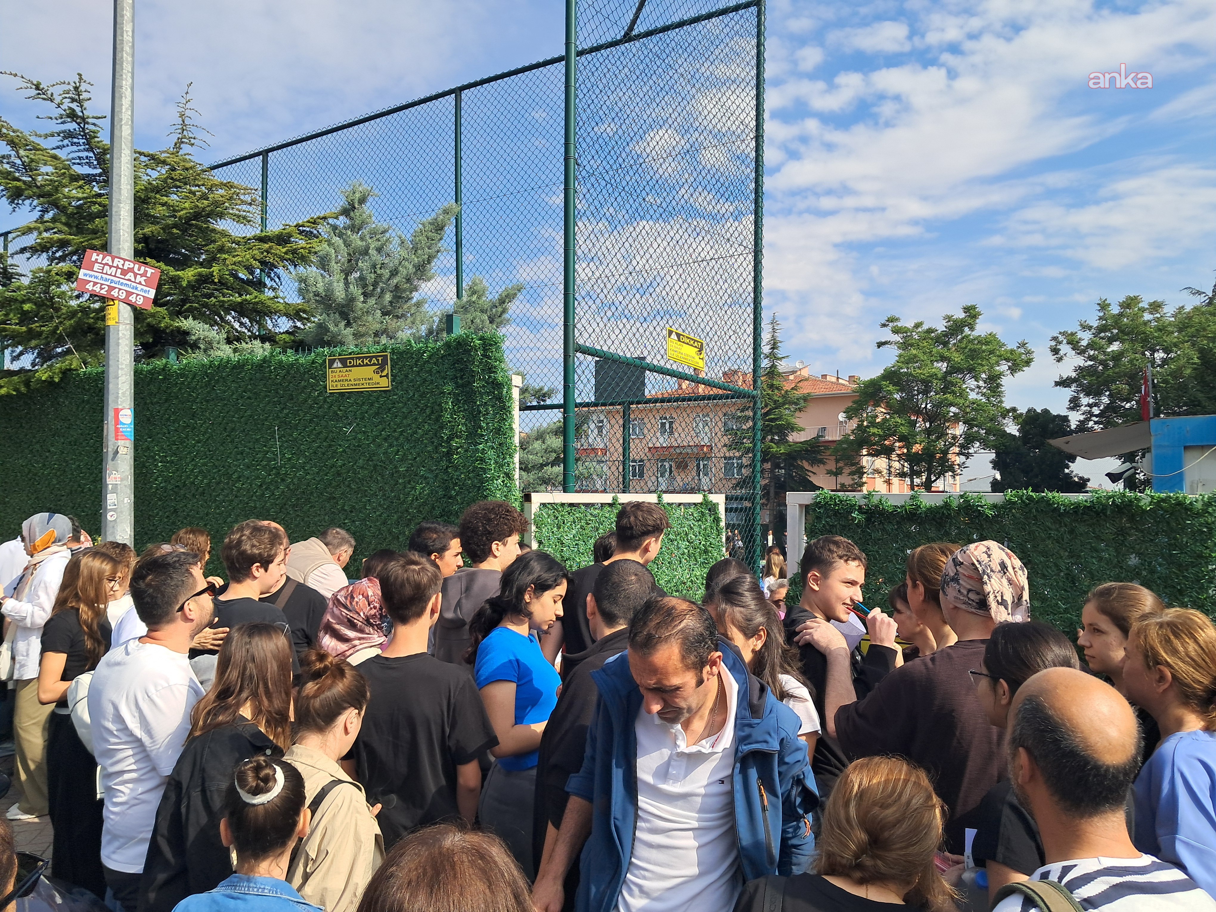 LGS merkezi sınavı başladı... Sınava 1 milyondan fazla aday katılıyor