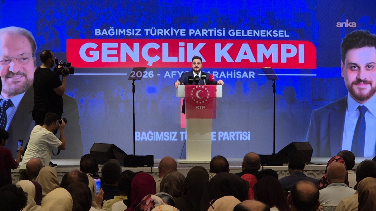 Hüseyin Baş: “Bir ülkenin gençliği umudunu kaybediyorsa, o ülkenin geleceği tehl