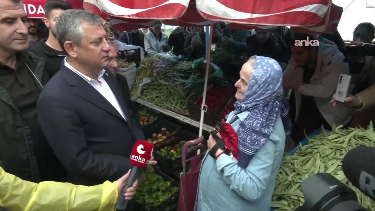 Yurttaş, Özel'e, "AK Parti'nin kimyasını bozan insan. Adamsınız" diye seslendi