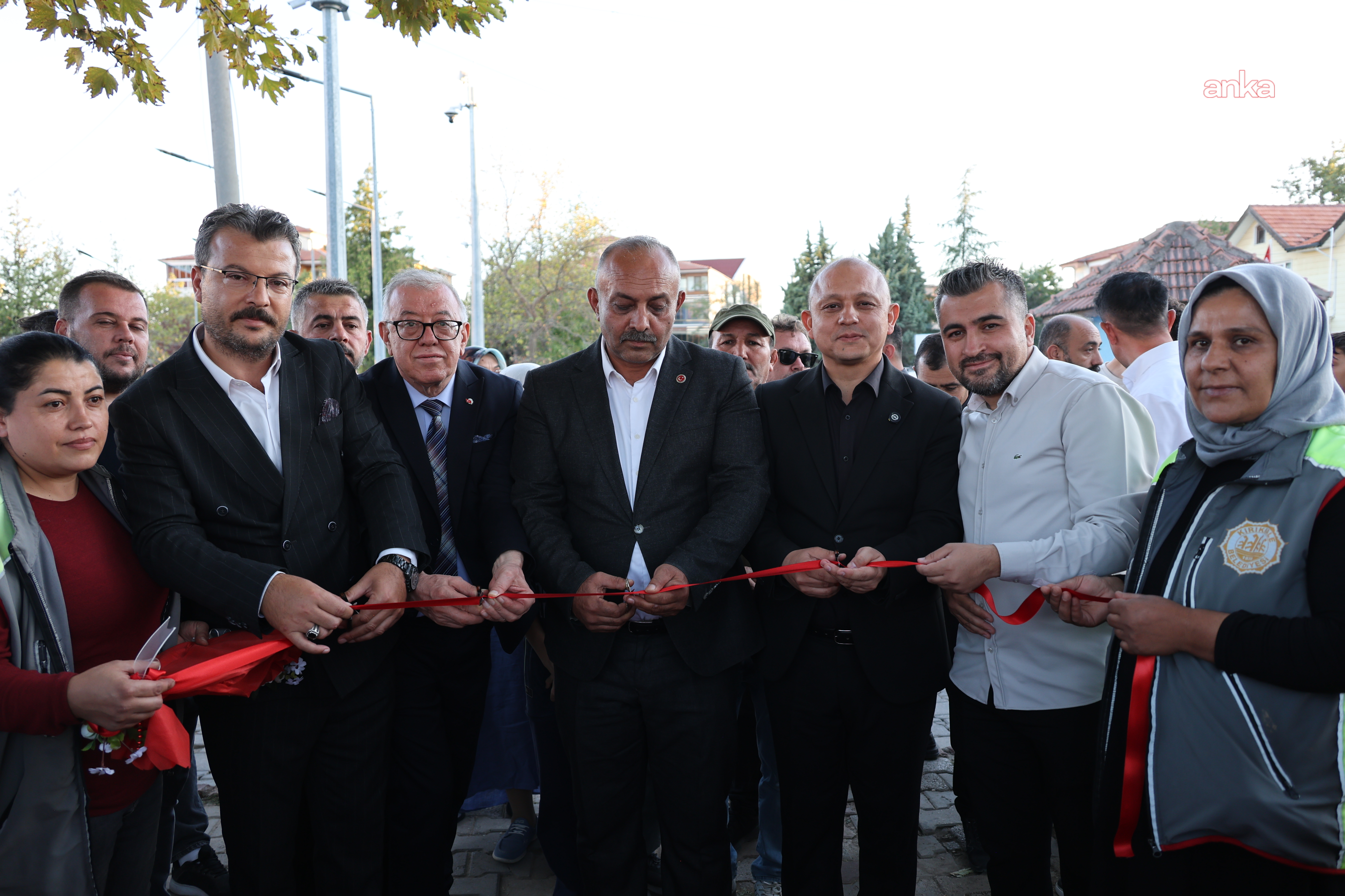 Kırıkkale’de Muhtarlık Parkı ve Şehit Er Ramazan Bekar Parkı hizmete açıldı