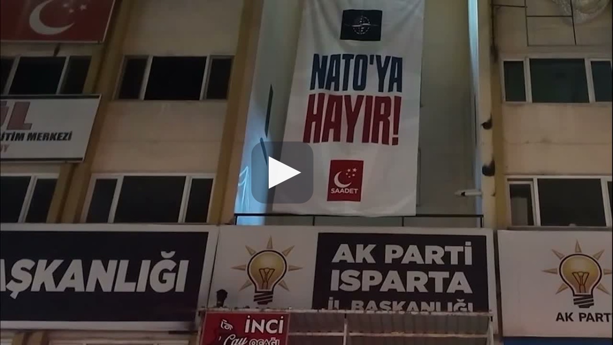 Saadet Partisi pankarta verilen cezaya itiraz edecek