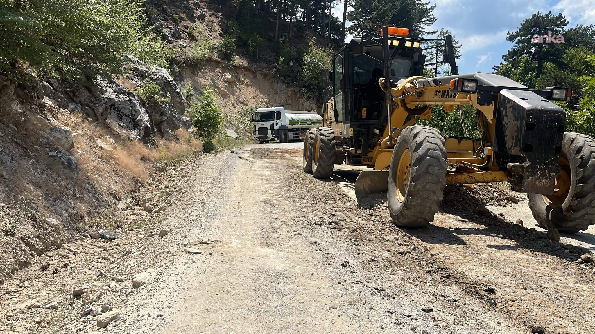 Antalya Büyükşehir Belediyesi’nden Alanya'nın kırsal yollarında yoğun mesai