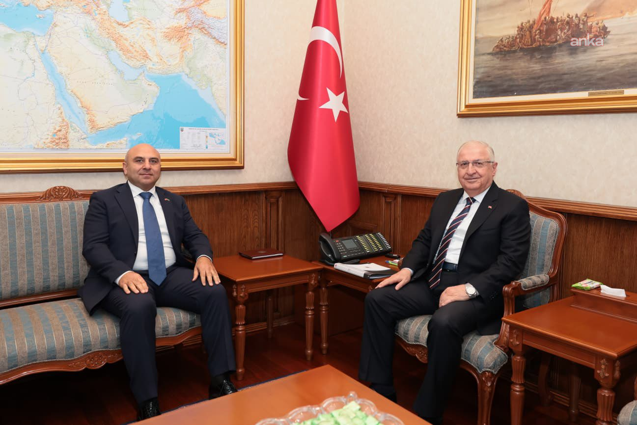 Milli Savunma Bakanı Güler, Azerbaycan’ın Ankara Büyükelçisi Aslanov'u kabul etti