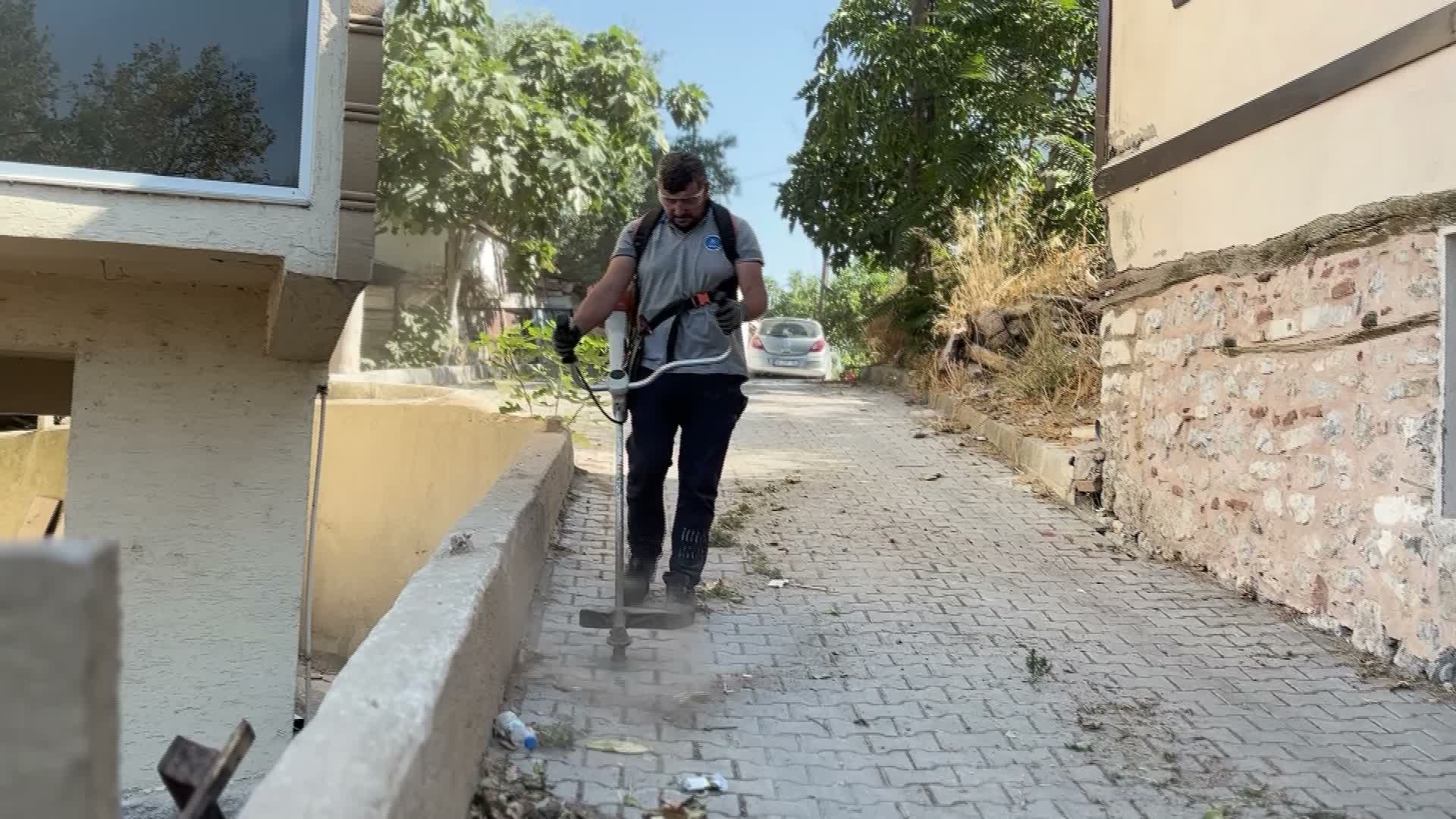 Bursa Büyükşehir Belediyesi'nden Gölyazı'da kapsamlı bakım çalışması