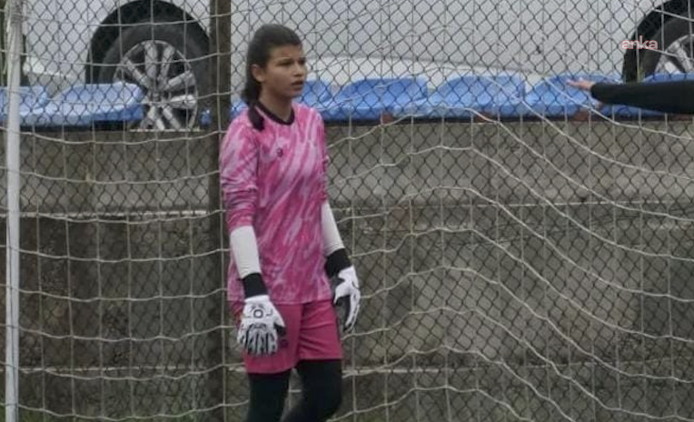 Eskişehir Büyükşehir Gençlik ve Spor Kulübü’nün genç eldiveni milli takım kampında