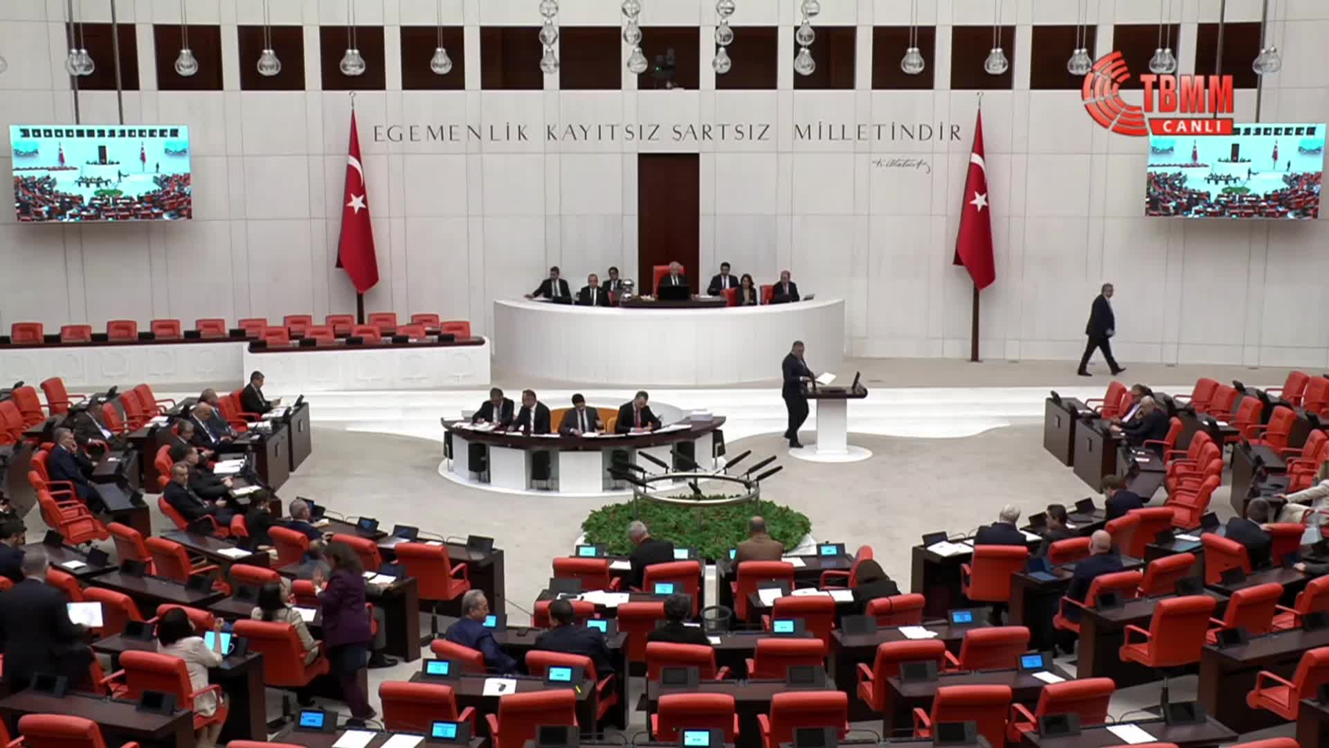 TBMM Genel Kurulu... Tanrıkulu: Türkiye'de Anayasa'da yazılı olan düzen değişti