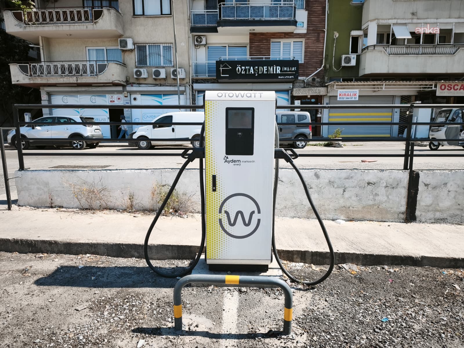 Efeler Belediyesi’nin elektrikli araç şarj istasyonları hizmette