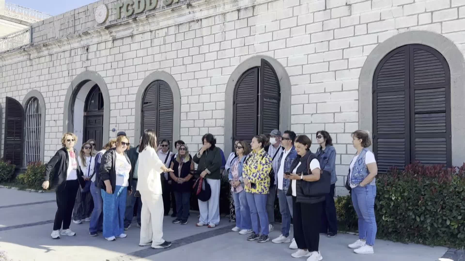 İzmirliler, Kültürel Miras Gezileri ile Konak’ı keşfediyor