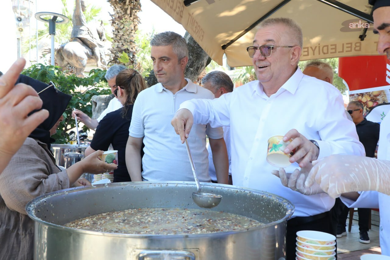 Edremit Belediyesi'nin aşure hayırları başladı