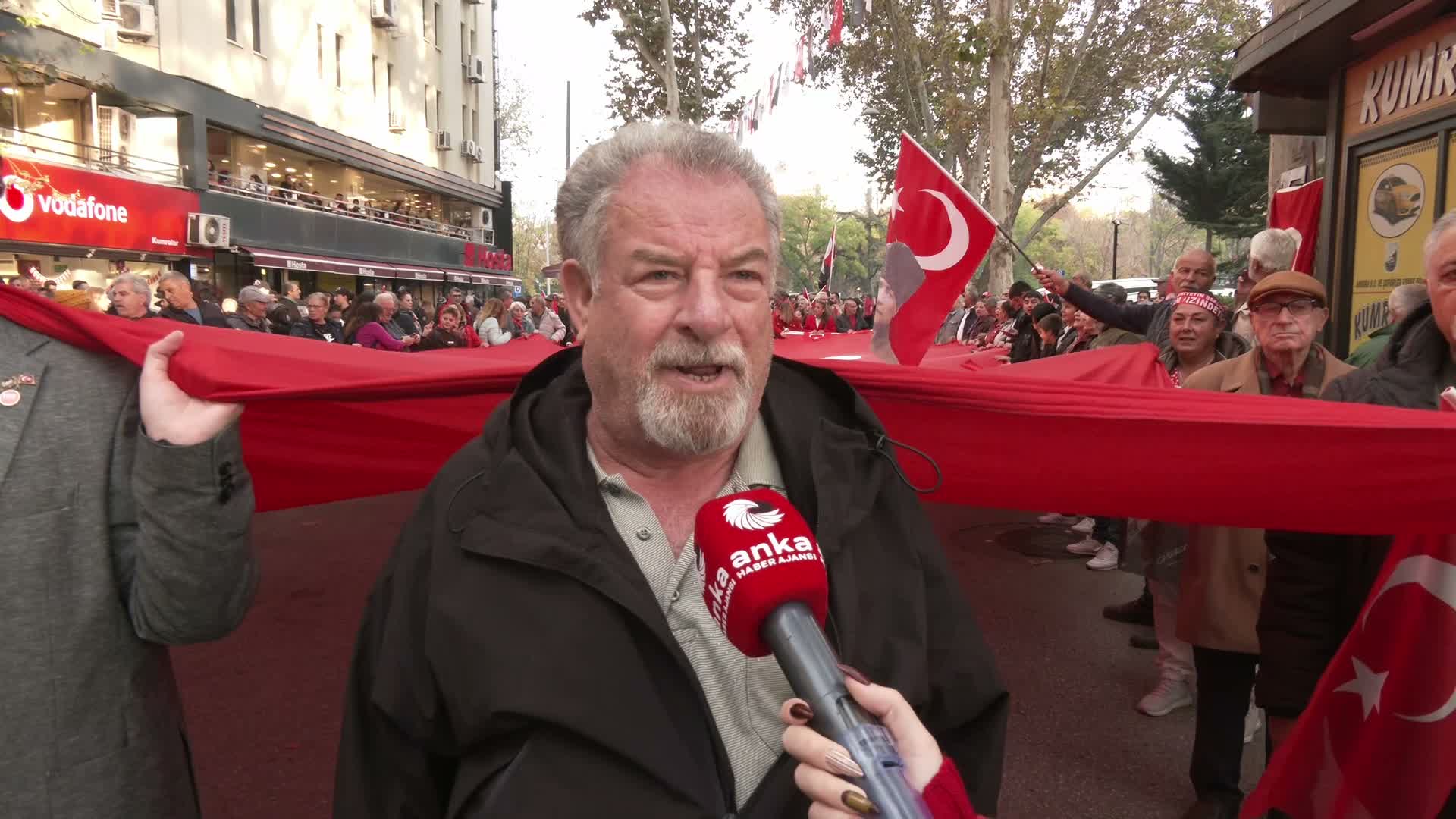 YENİ Parti Ankara İl Başkanlığı'ndan Anıtkabir’e "Cumhuriyet Yürüyüşü"