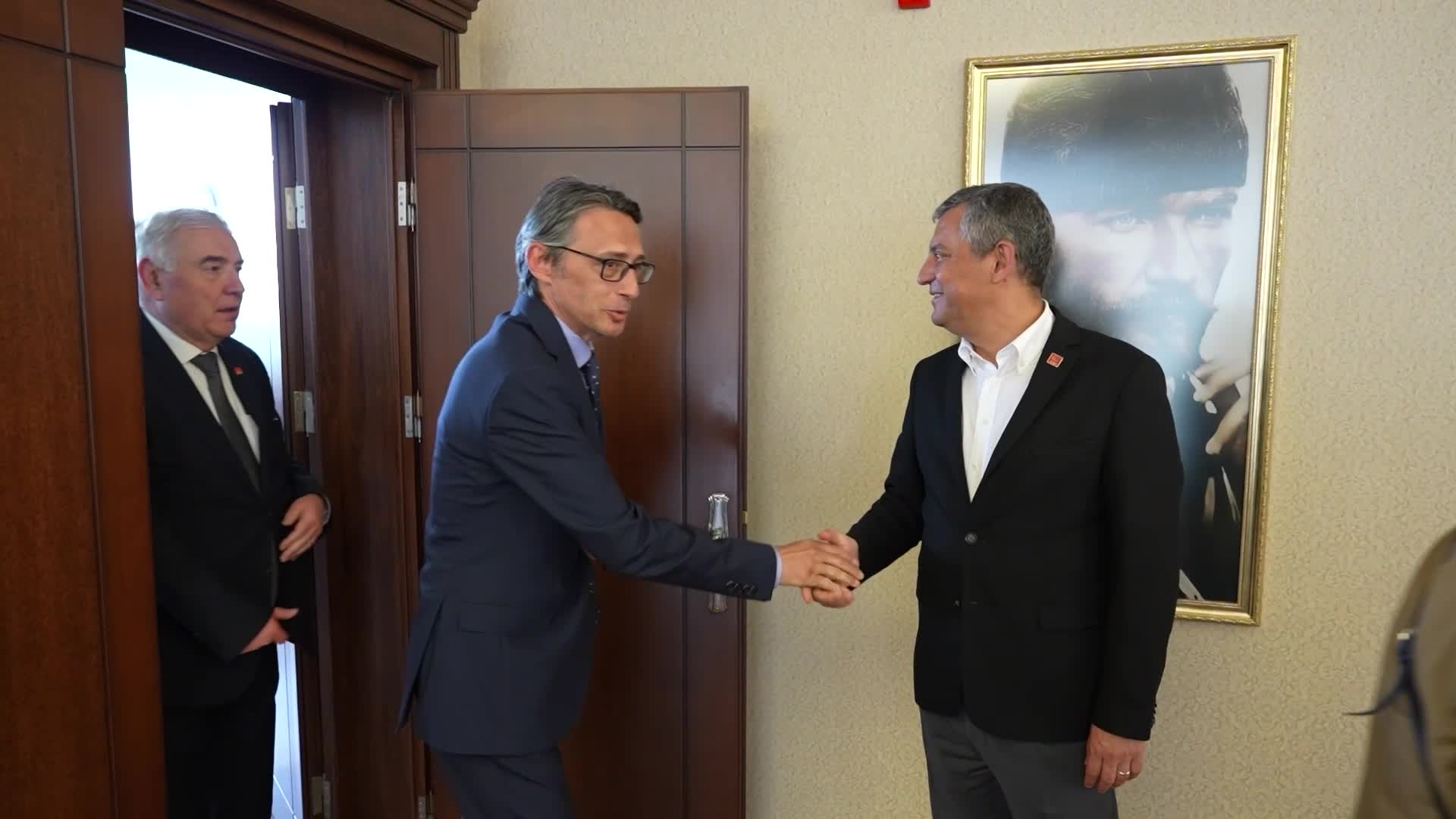 SDD Genel Başkanı Sami Doğan'dan Özgür Özel'e ziyaret