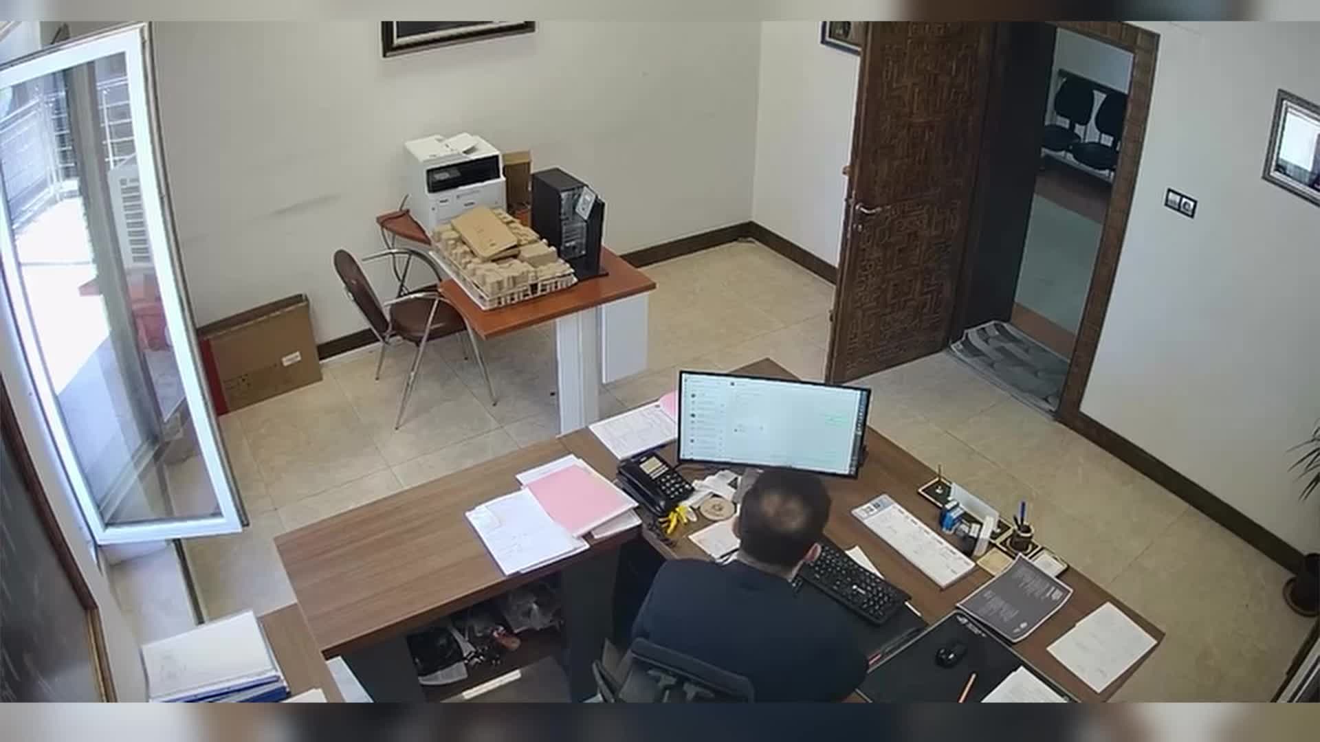 Gördes Belediyesi Başkanı Büke: "Belediyemiz basılıyor, şikayetlerimizin ardından takipsizlik veriliyor"