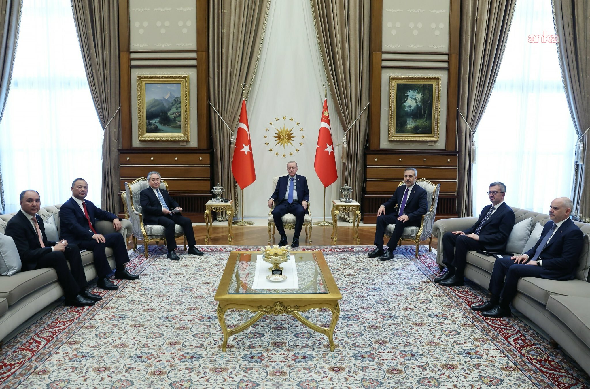 Cumhurbaşkanı Erdoğan, Kırgızistan Dışişleri Bakanı'nı kabul etti