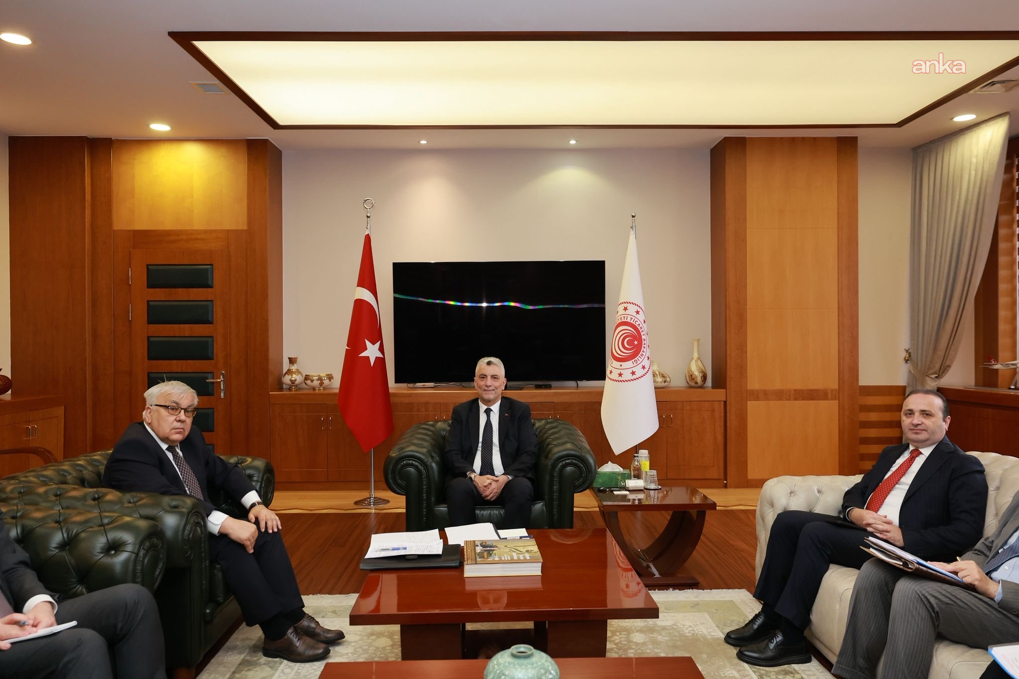 Bakan Bolat, Rusya Federasyonu Ankara Büyükelçisi Verşinin ile görüştü
