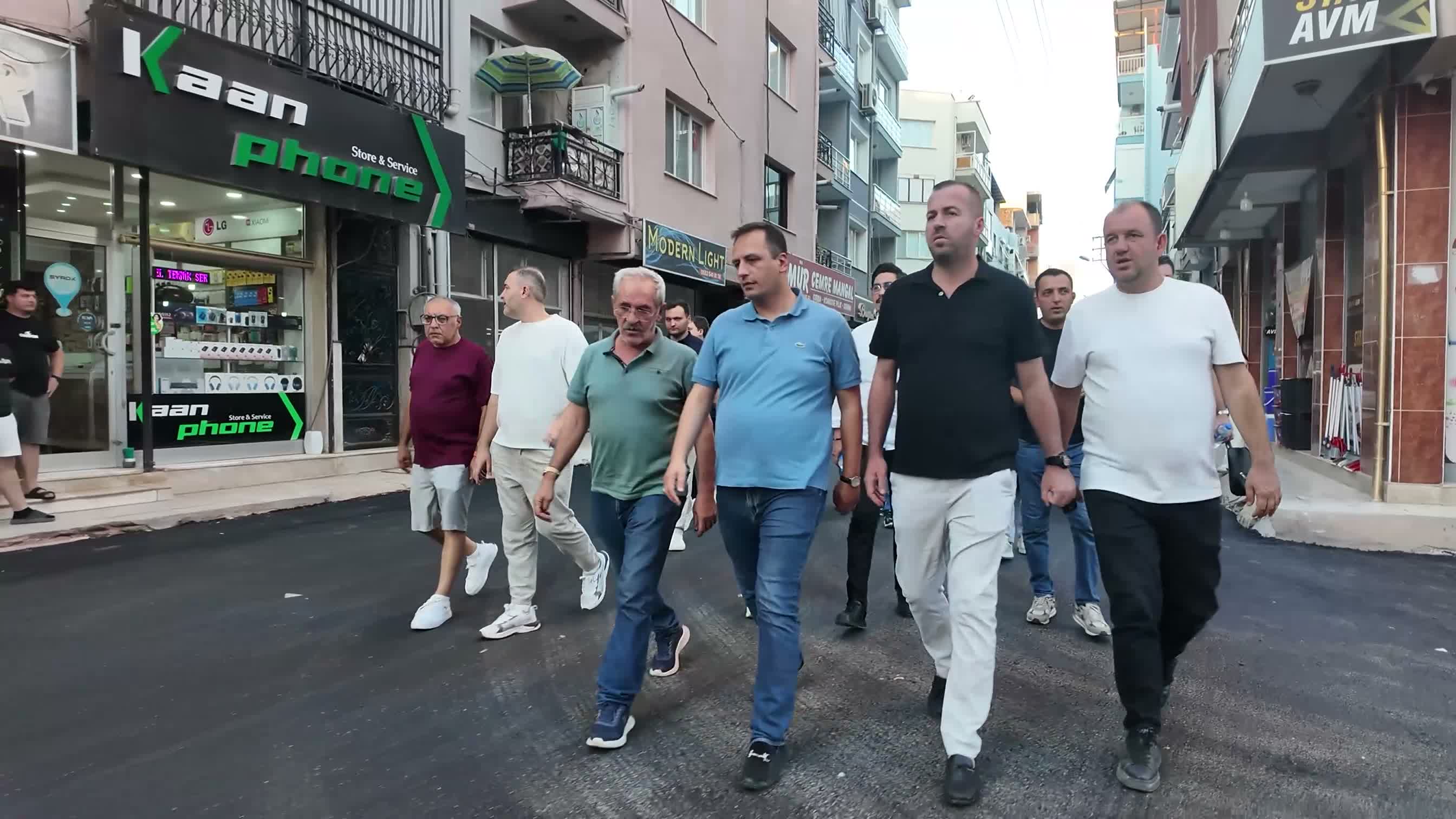 Başkan Eşki’den esnaf turu: "Esnafımızın gücü, Bornova’nın gücüdür"