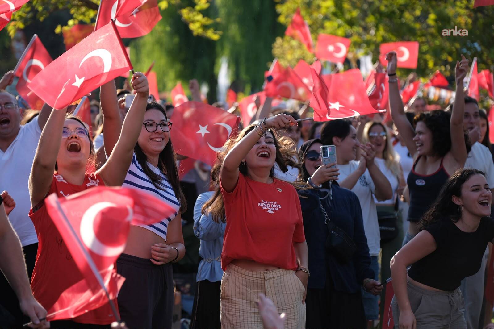 Filenin Sultanları'nın final heyecanı, Eskişehir'de dev ekranda yaşanacak