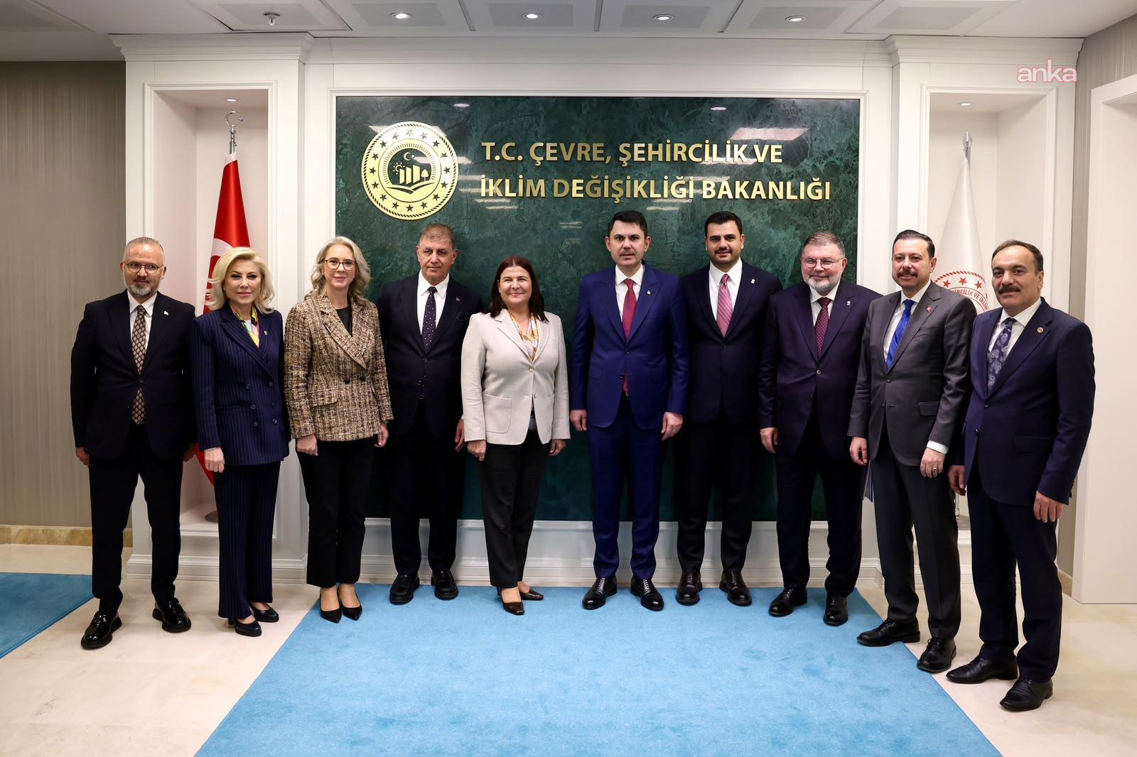 Bakanlar Kurum ve Uraloğlu, İzmir Büyükşehir Belediye Başkanı Tugay ve beraberindeki heyetle görüştü