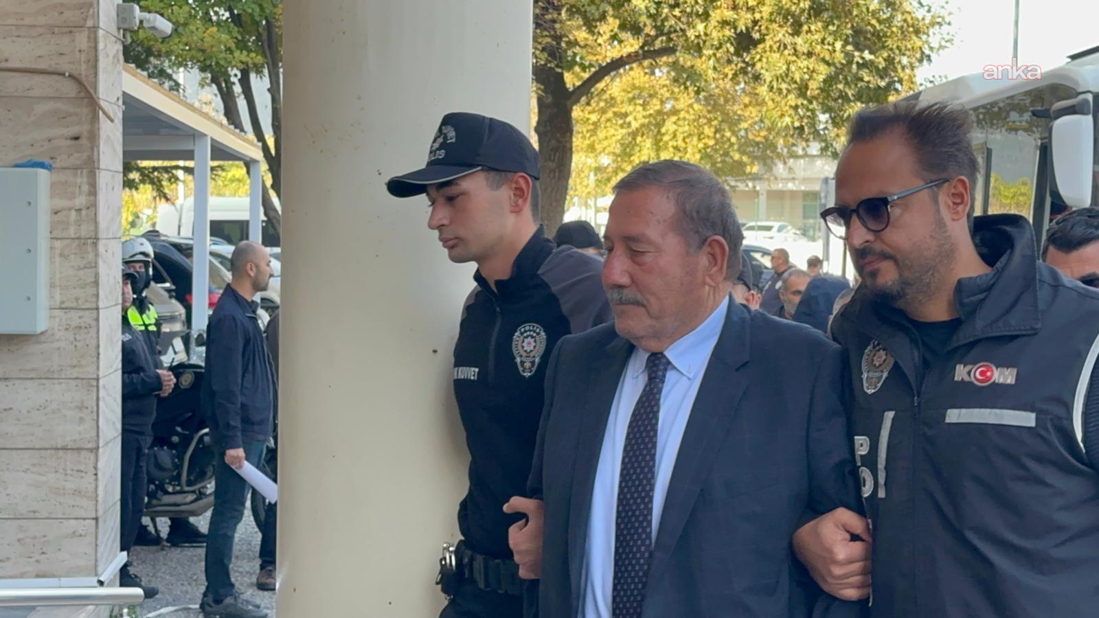 Milas Belediyesi'ne yönelik operasyonda Belediye Başkanı Fevzi Topuz'un da aralarında bulunduğu 18 kişi tutuklandı