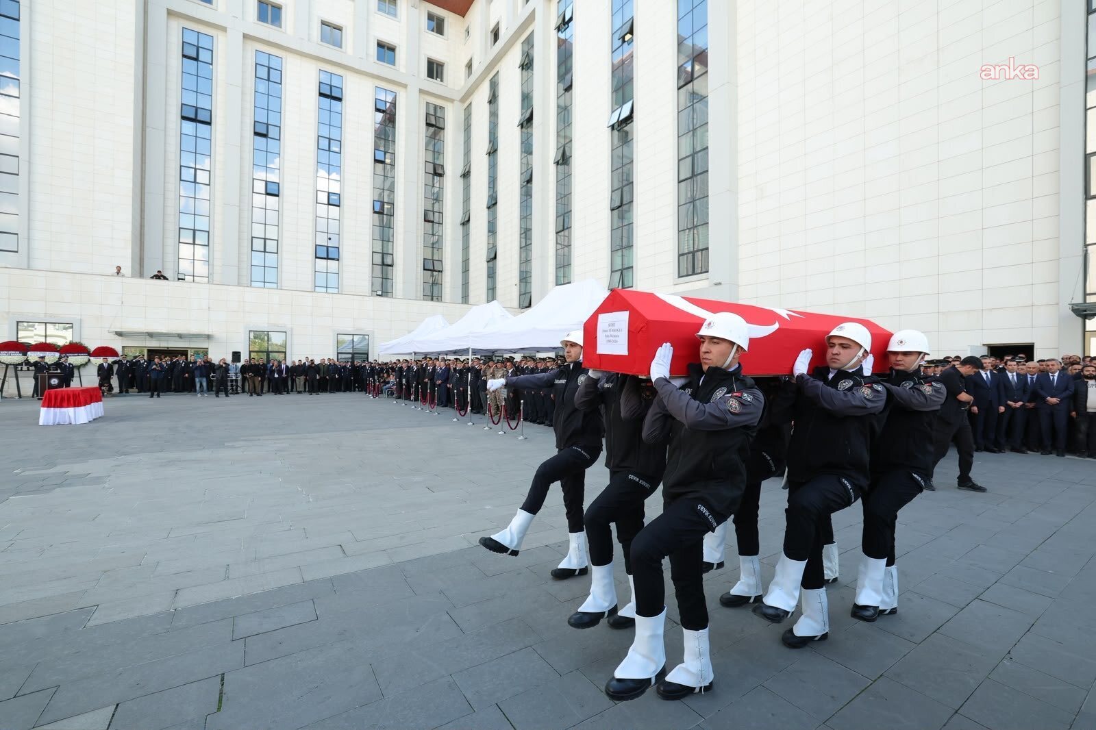 İçişleri Bakanı Çiftçi: "Polisimize uzanan el, hukuk önünde mutlaka hesabını verecektir"